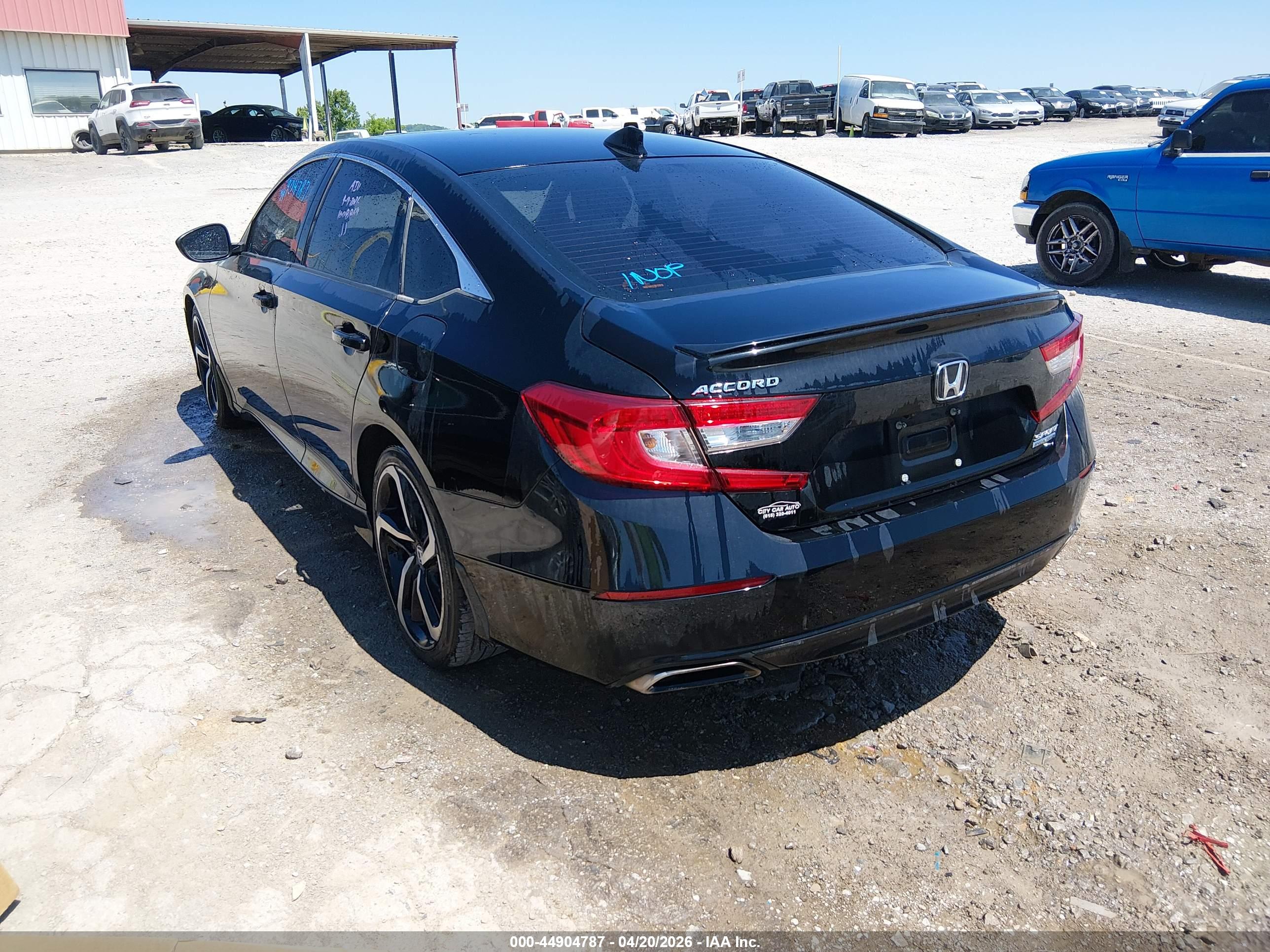 HONDA ACCORD image 3