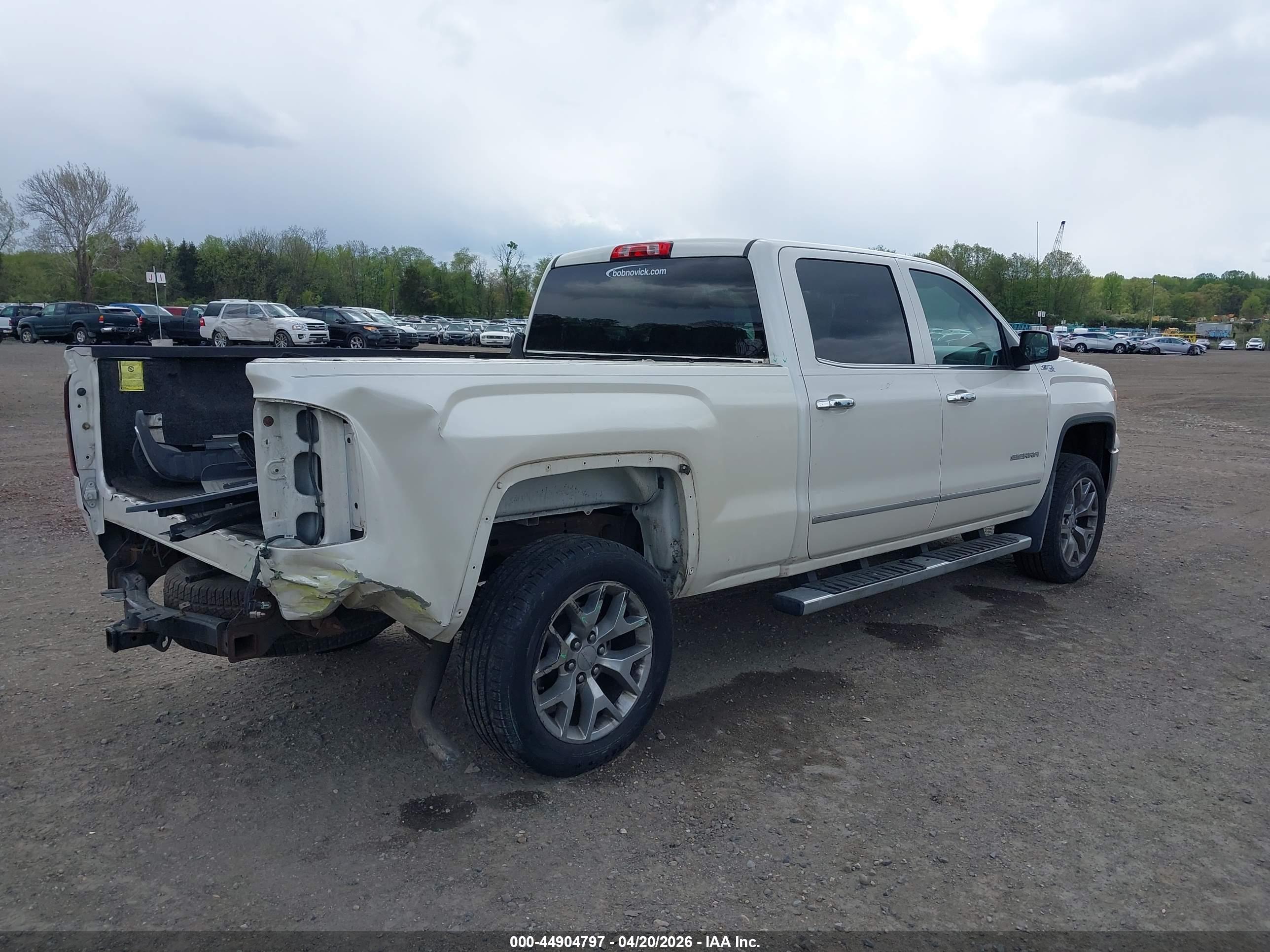 GMC SIERRA image 4