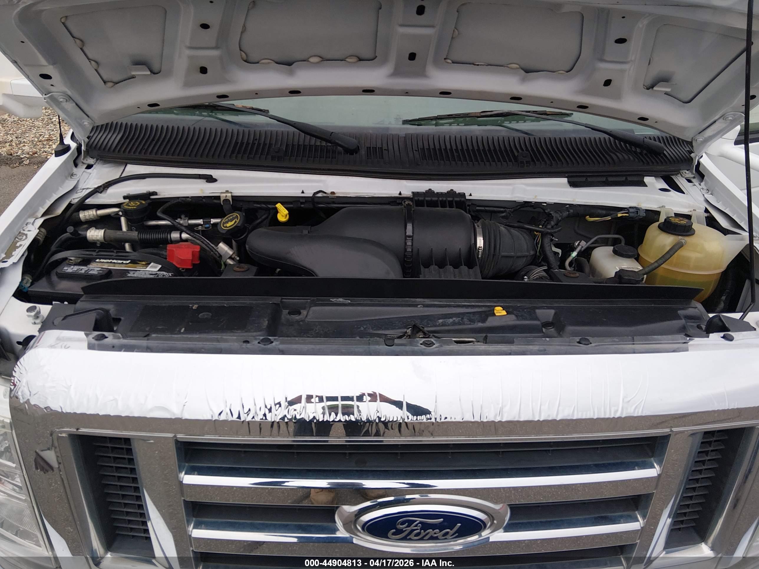FORD E-450 image 10