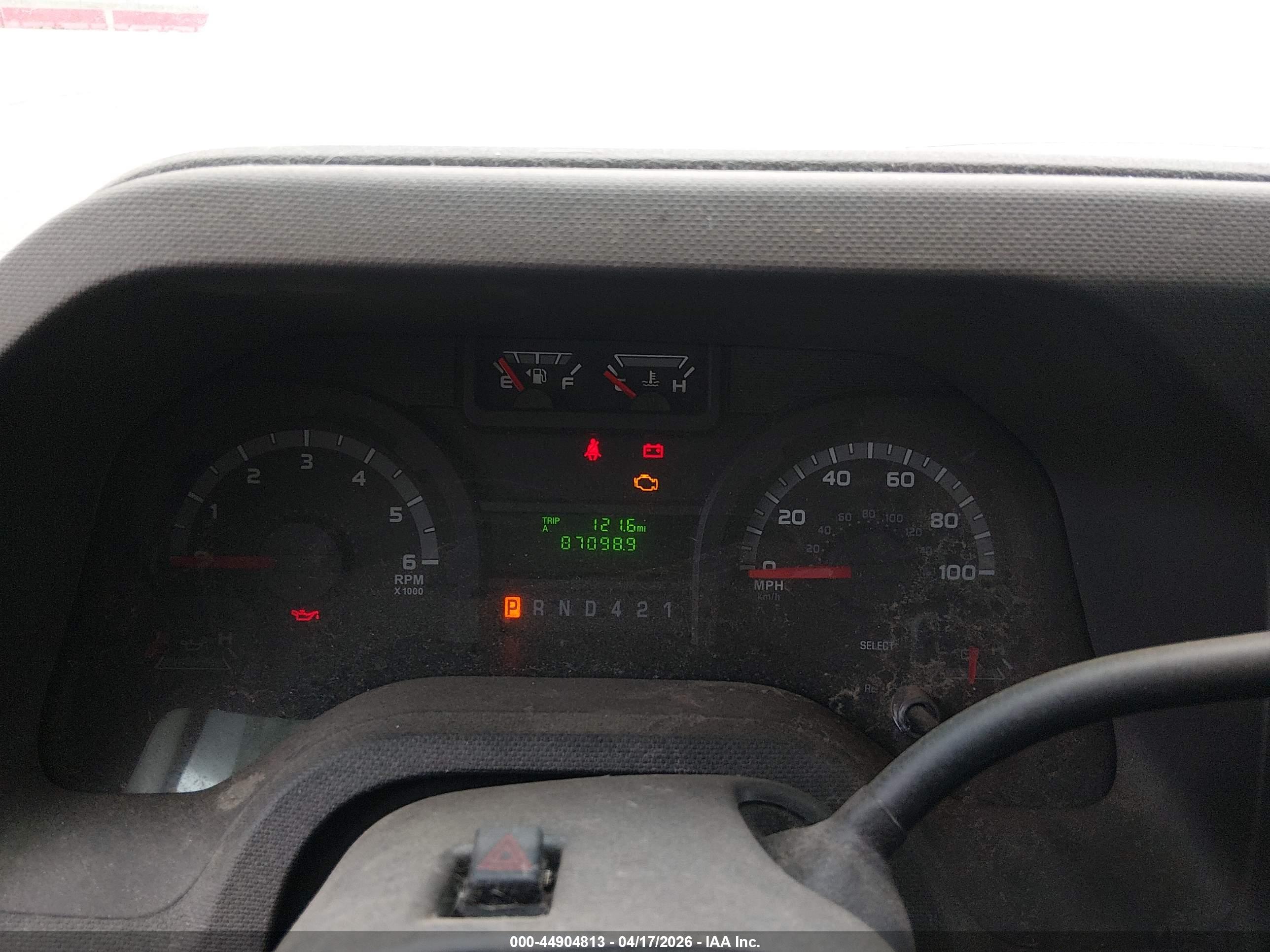 FORD E-450 image 6