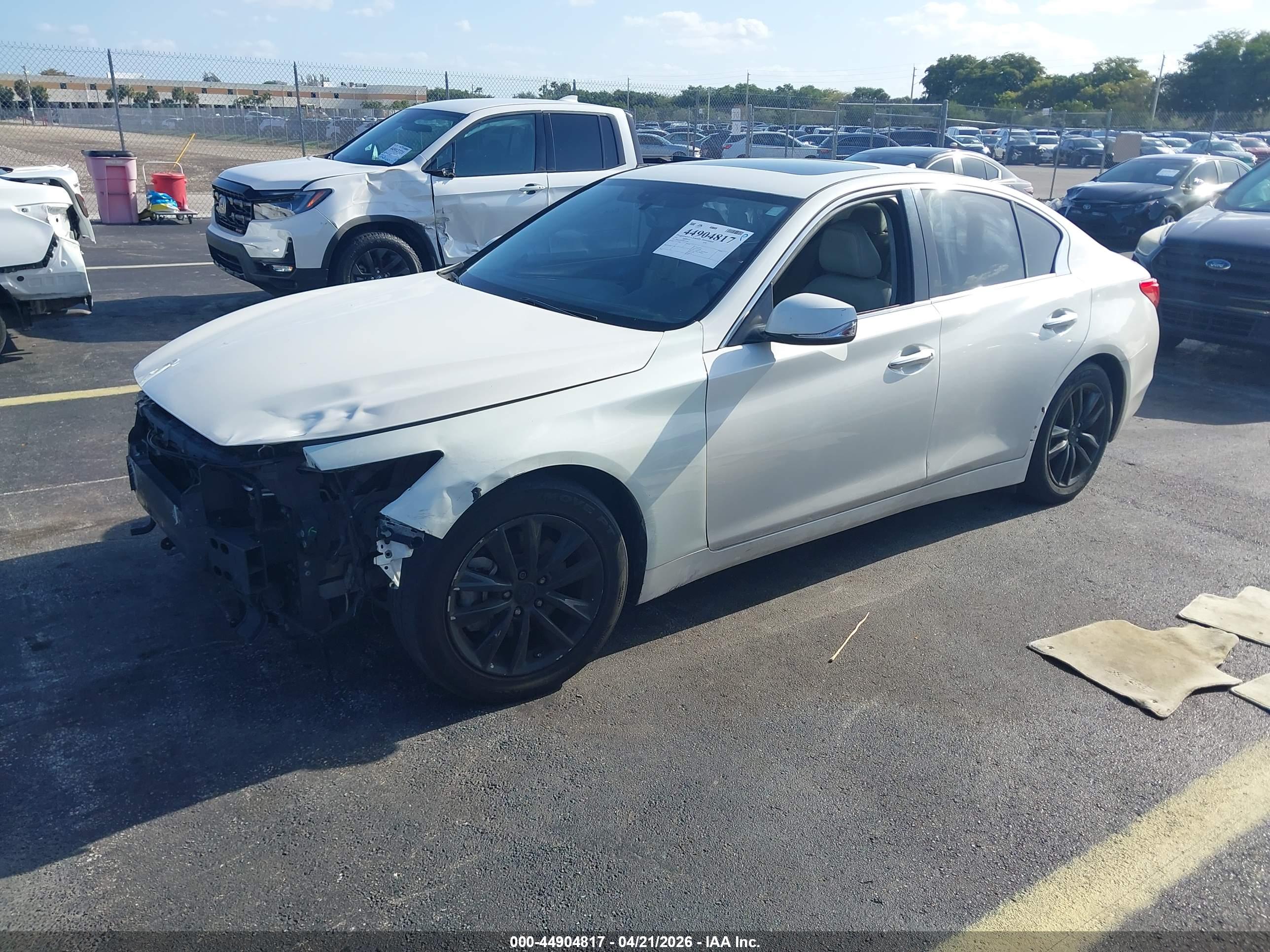 INFINITI Q50 image 2