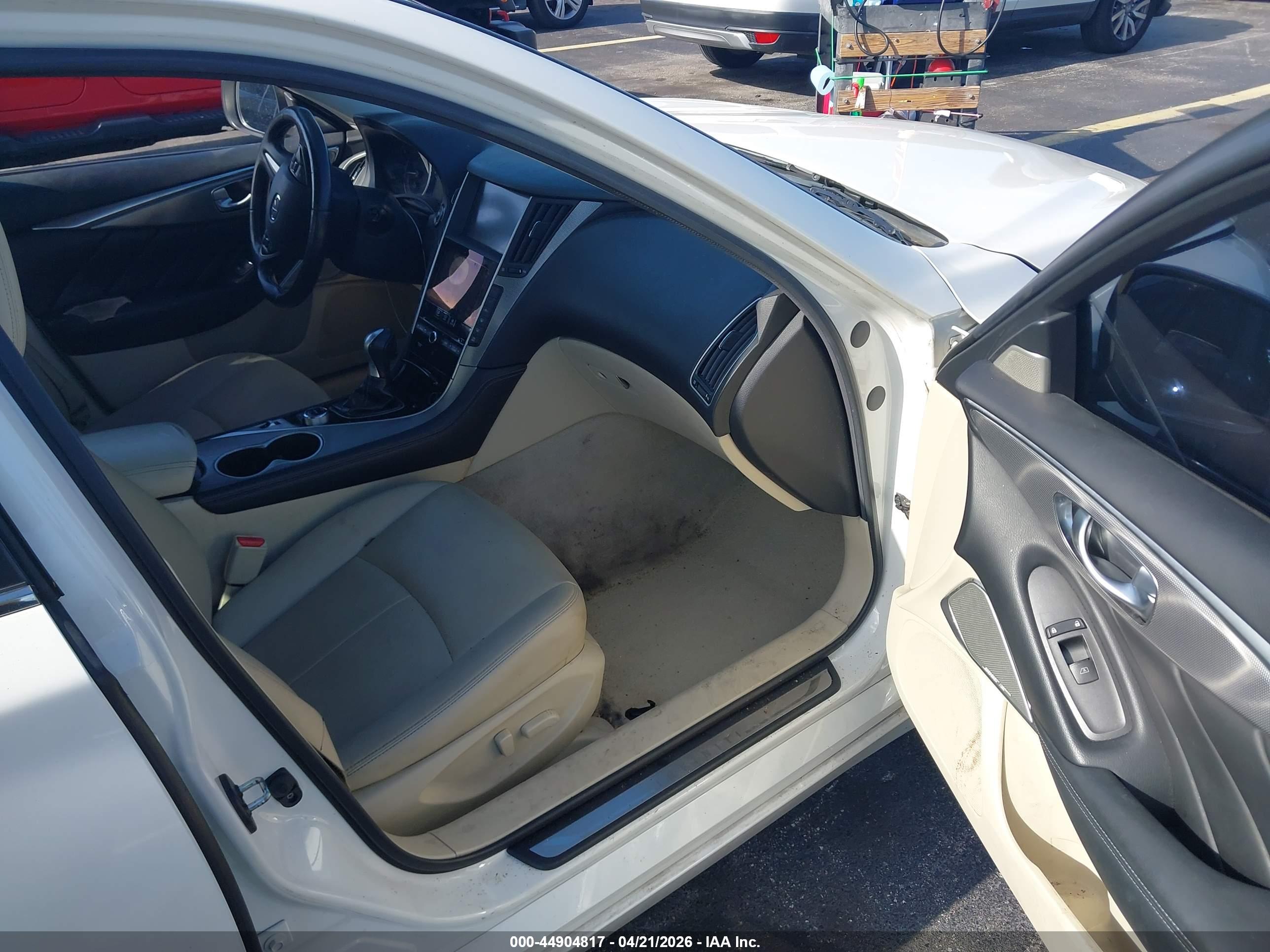 INFINITI Q50 image 5