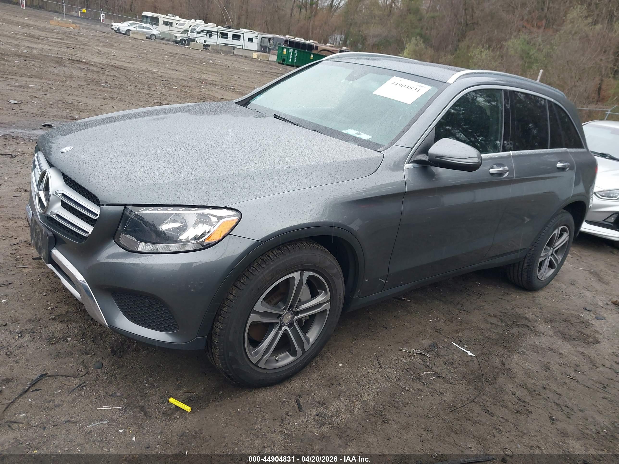 MERCEDES-BENZ GLC image 2