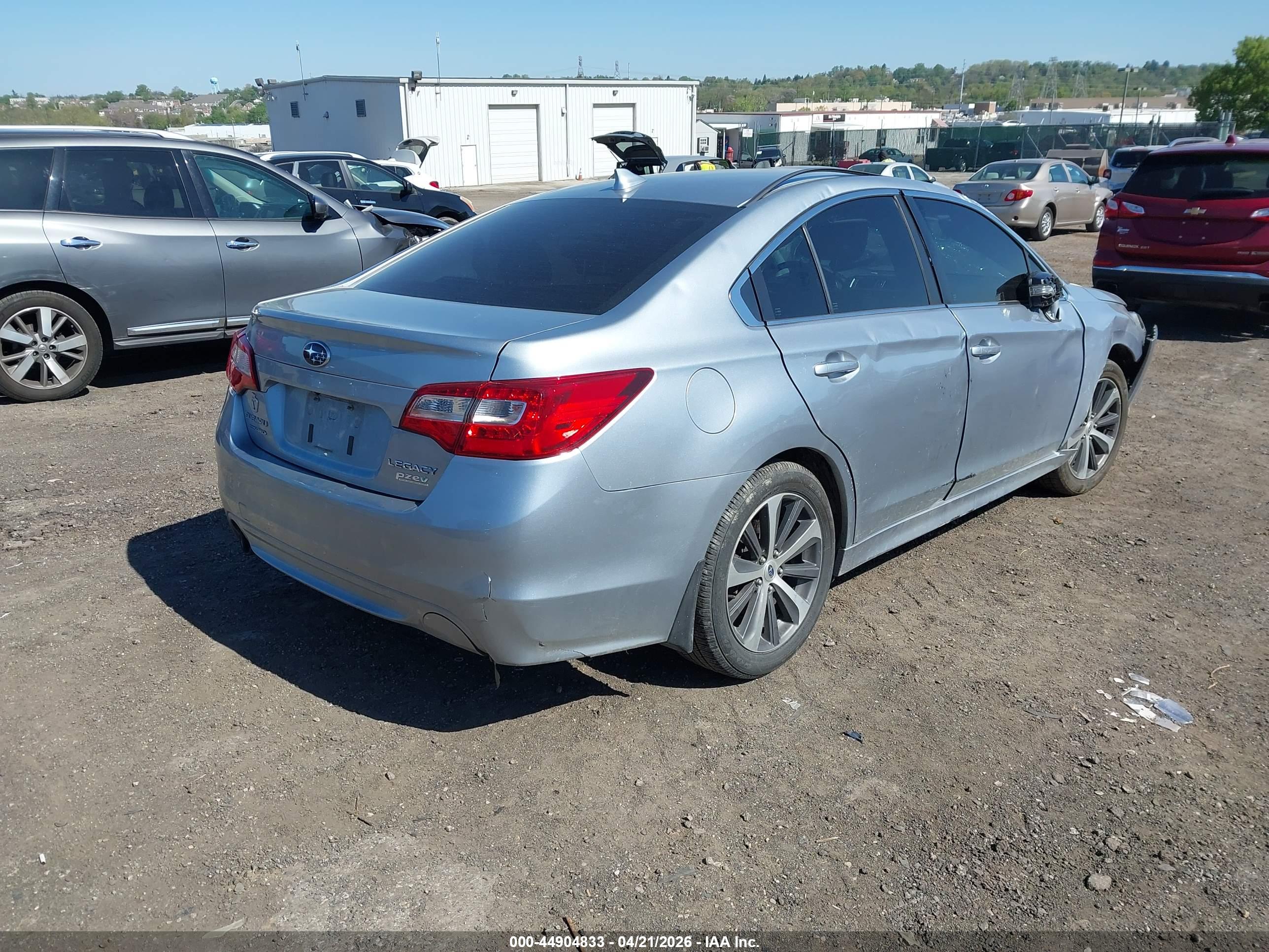 SUBARU LEGACY image 4