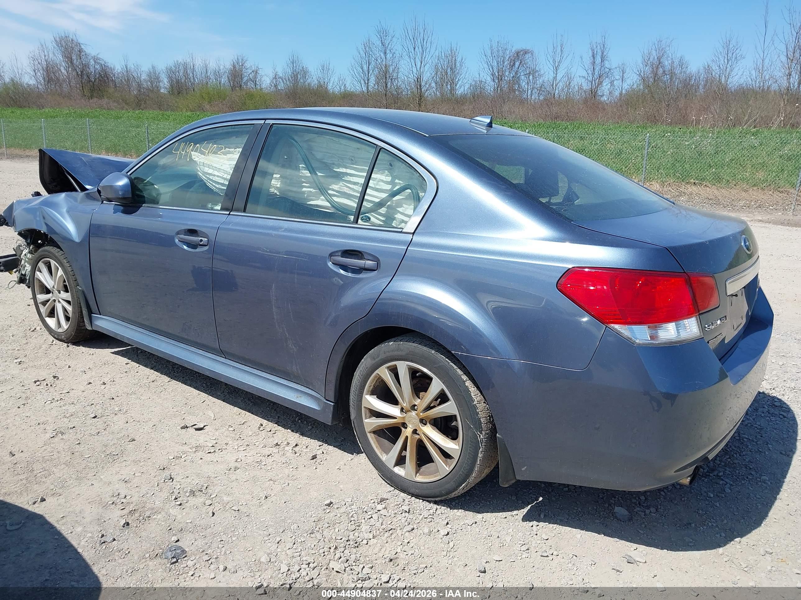 SUBARU LEGACY image 3