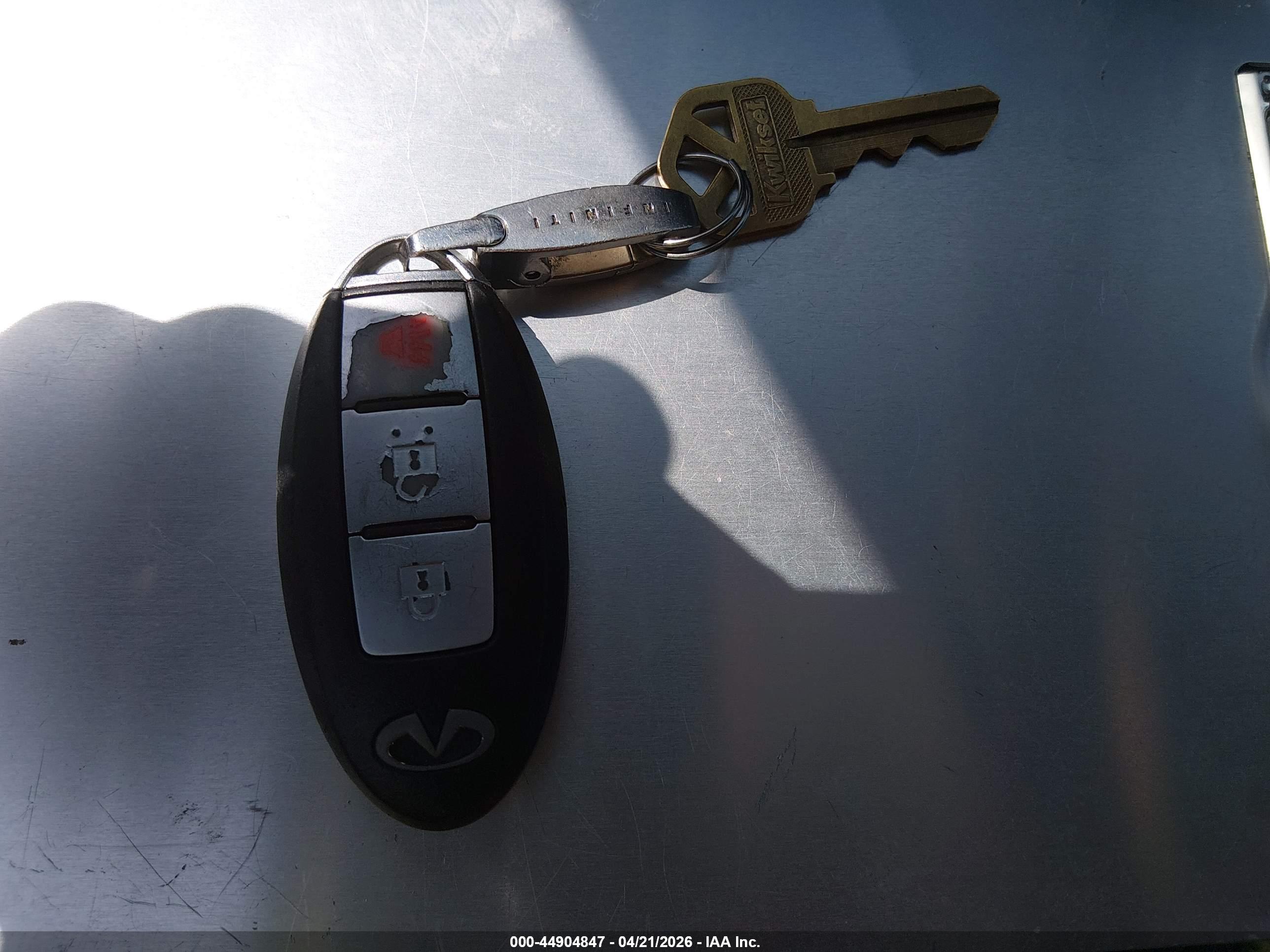 INFINITI FX35 image 11