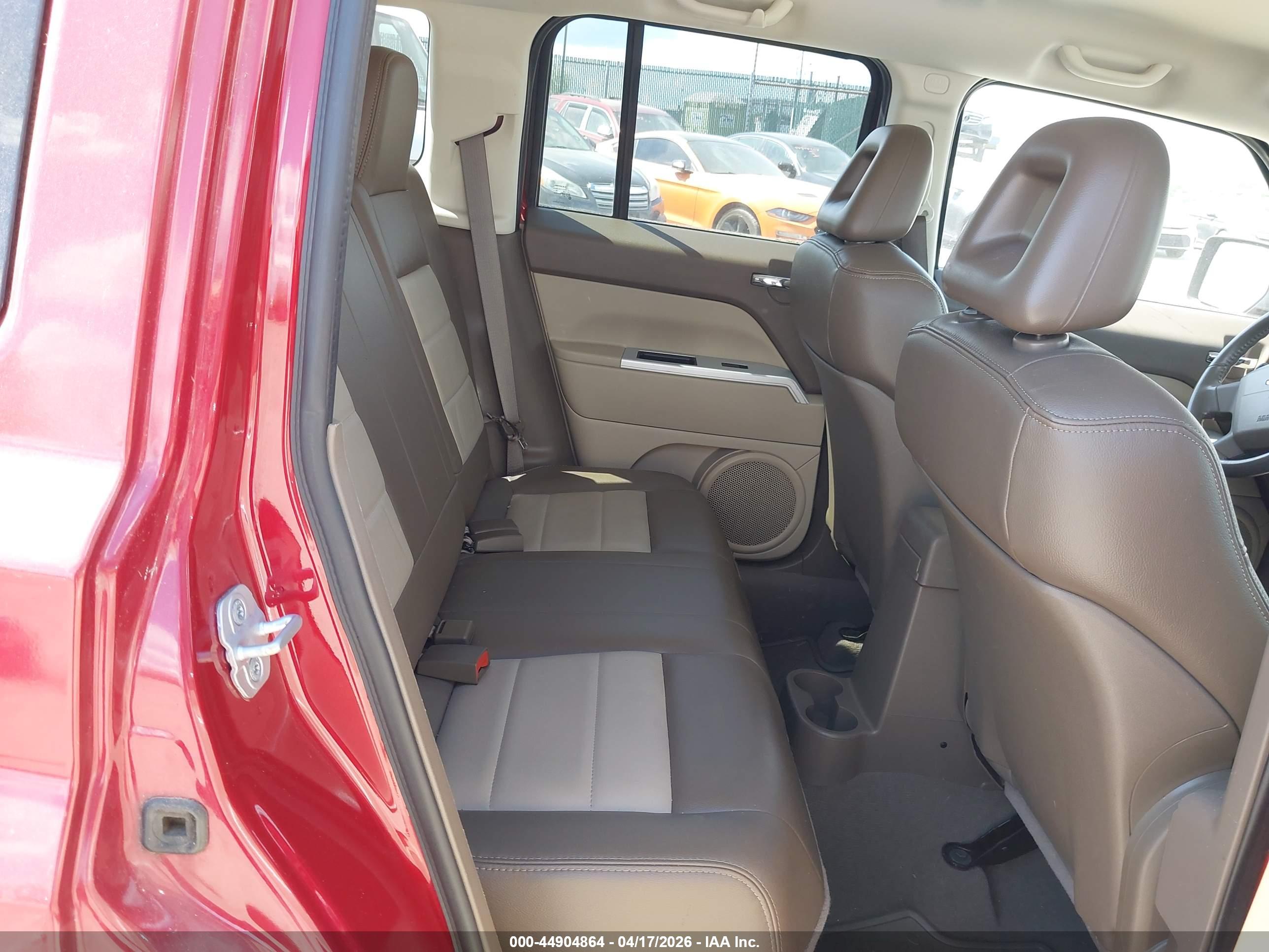 JEEP PATRIOT image 8