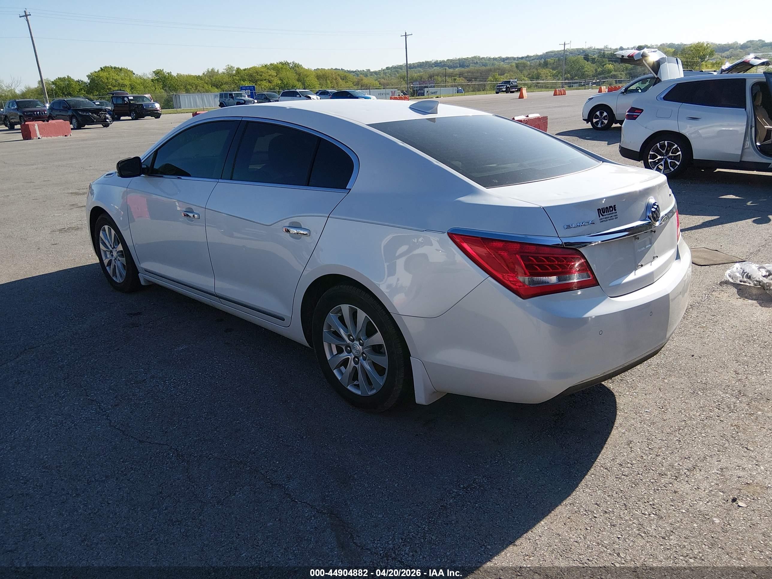 BUICK LACROSSE image 3