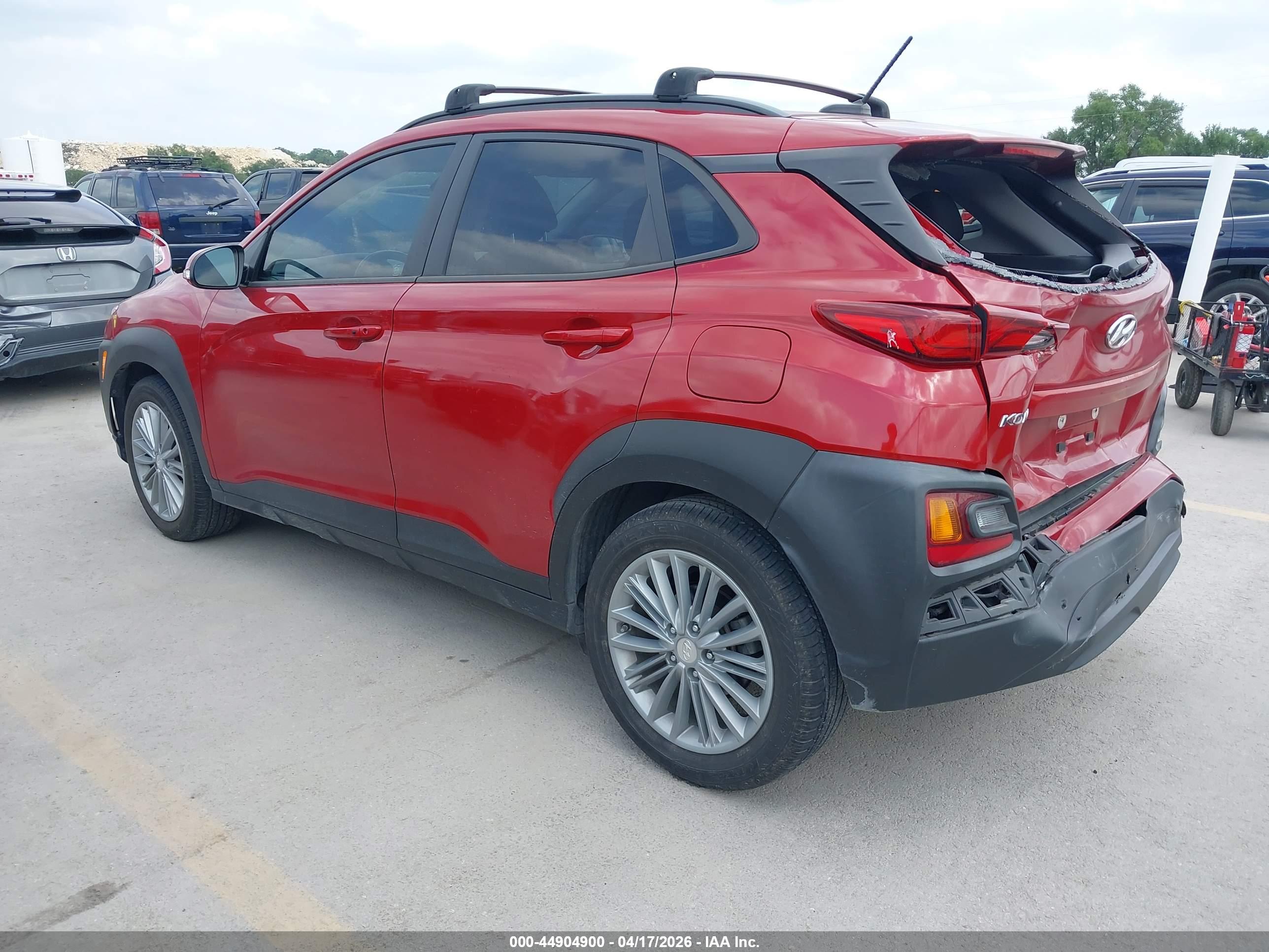 HYUNDAI KONA image 3