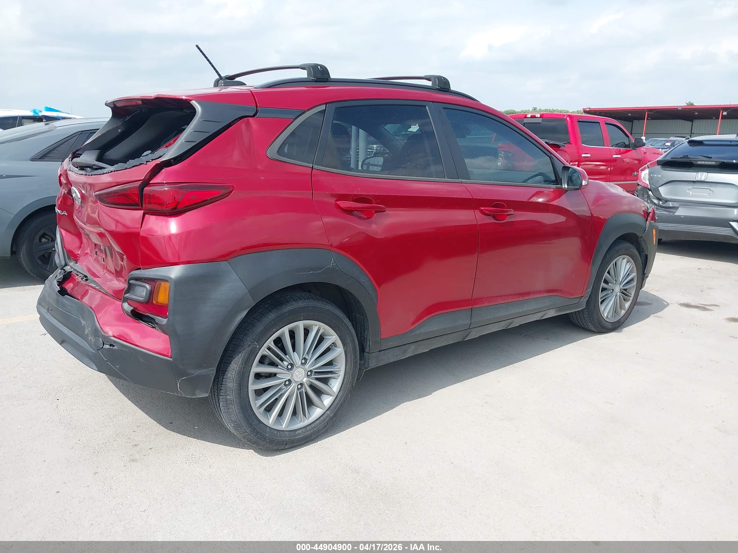 HYUNDAI KONA image 4