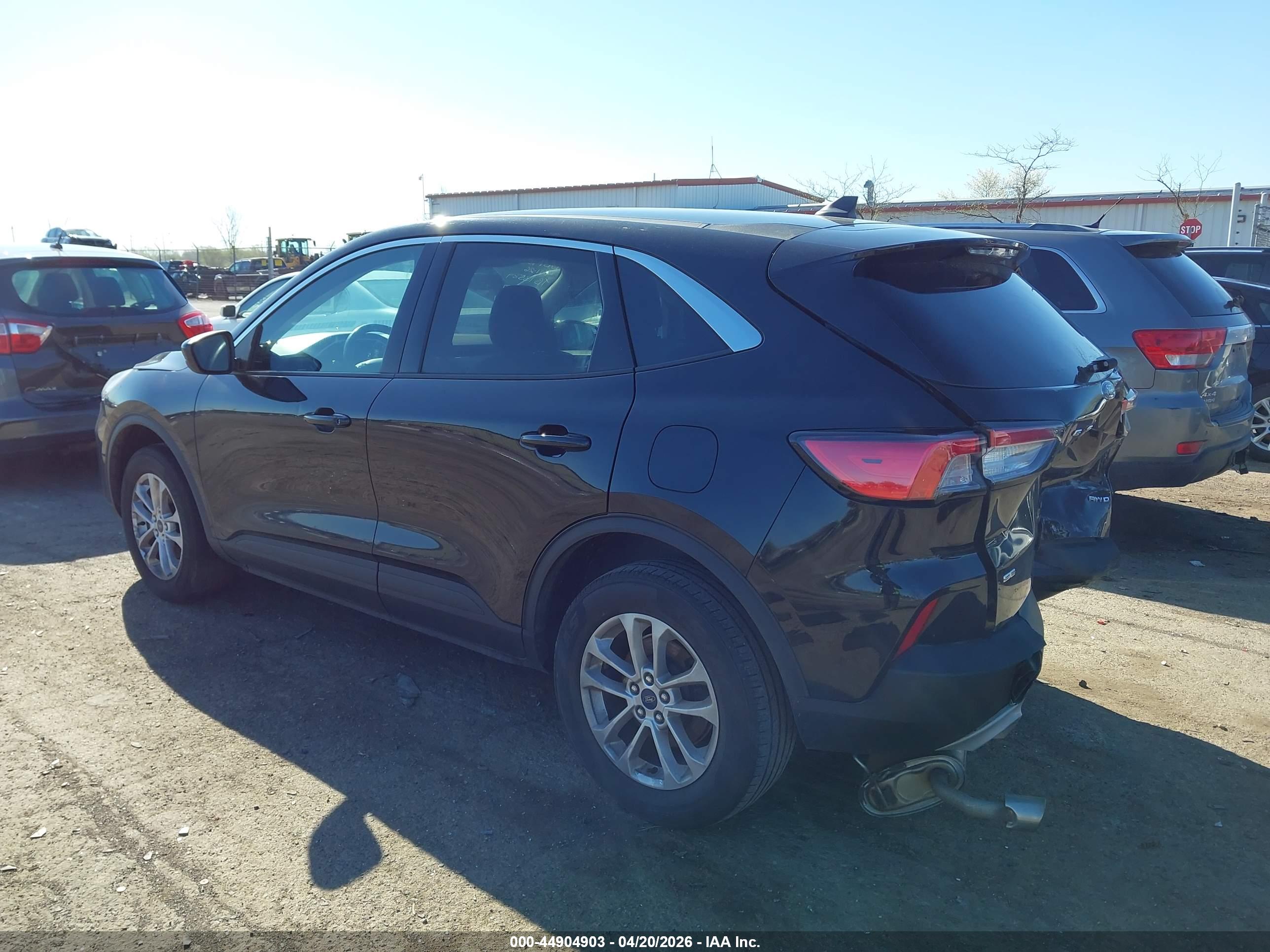 FORD ESCAPE image 3