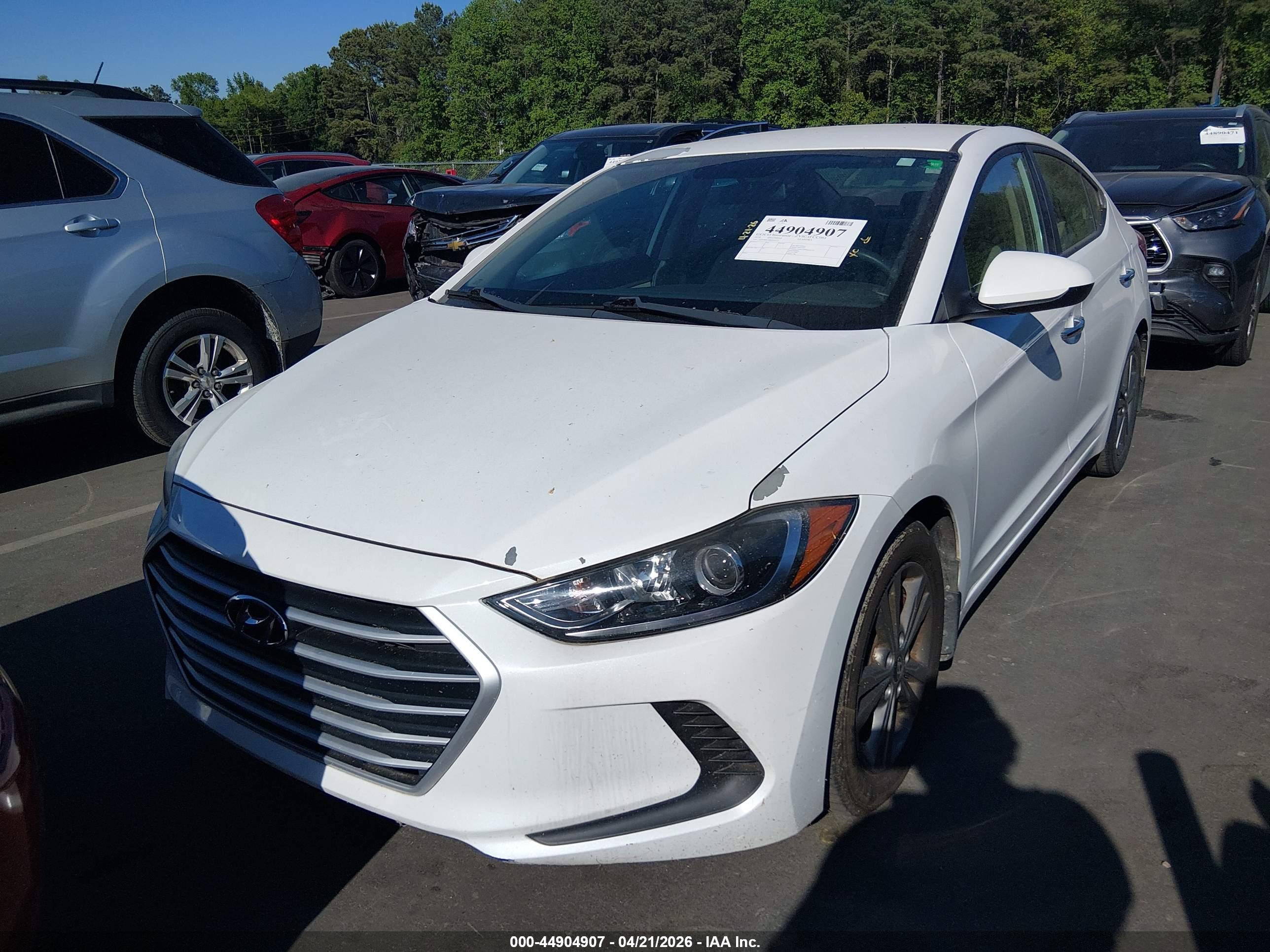 HYUNDAI ELANTRA image 6