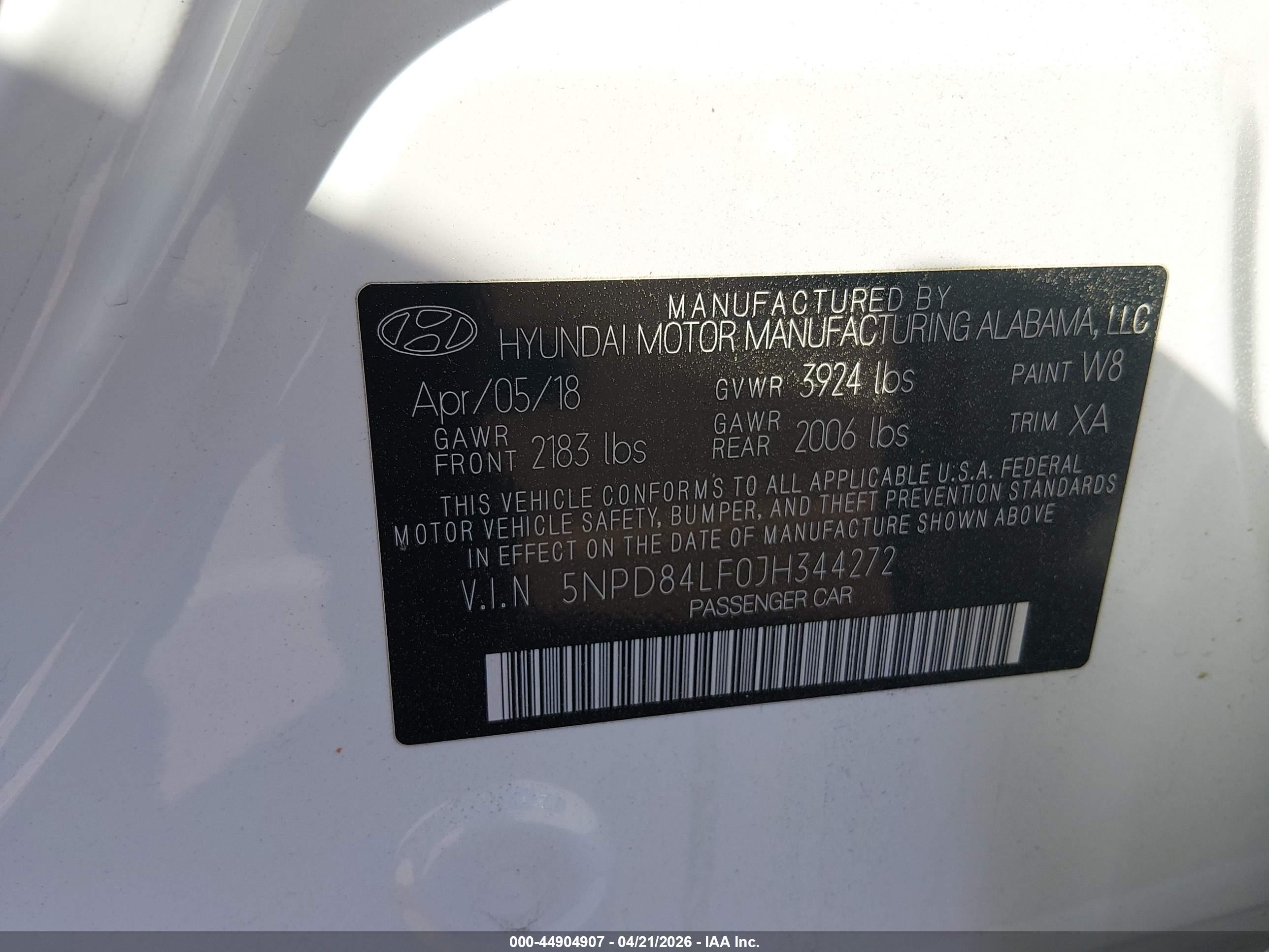 HYUNDAI ELANTRA image 9
