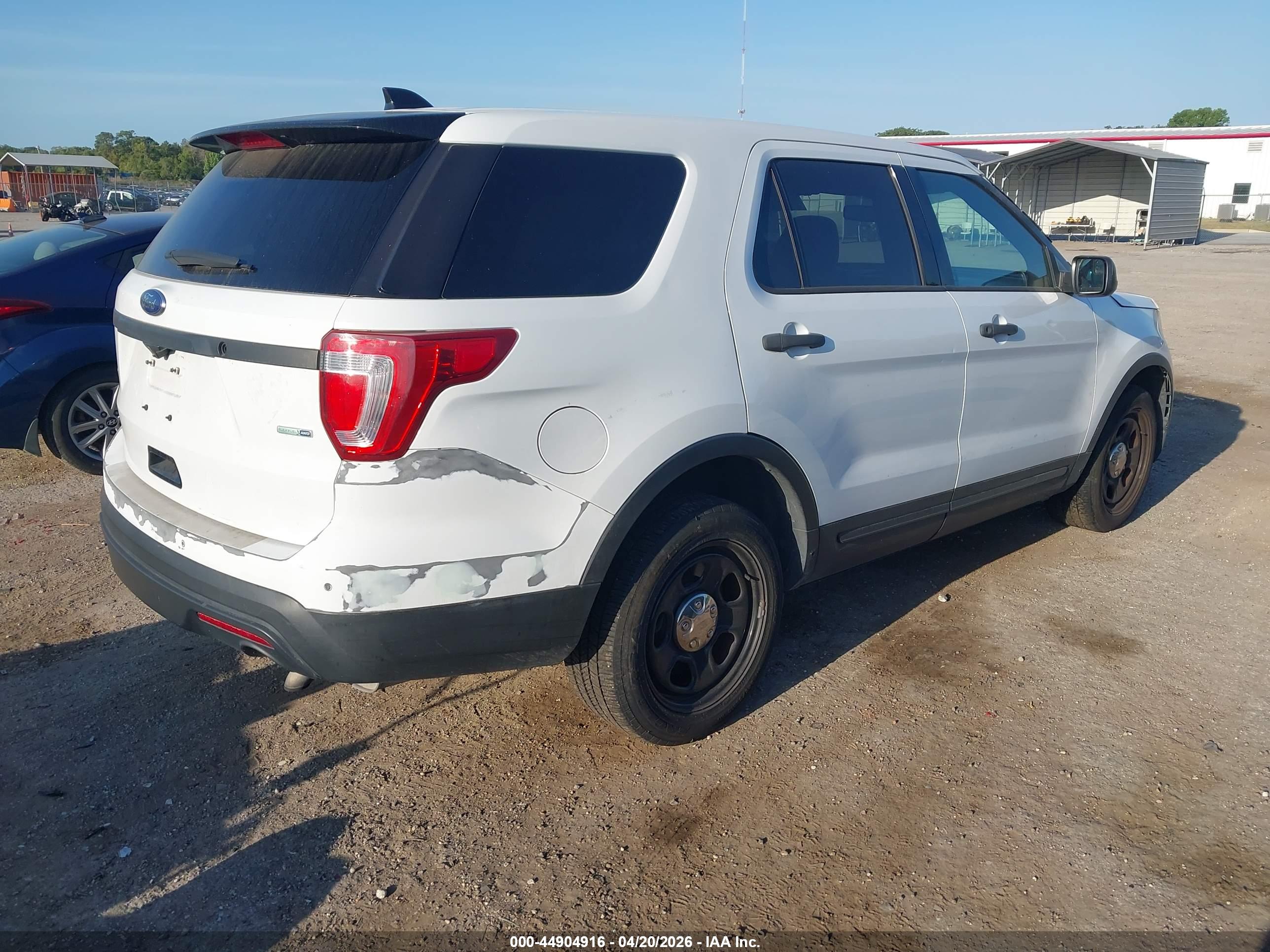 FORD UTILITY image 4
