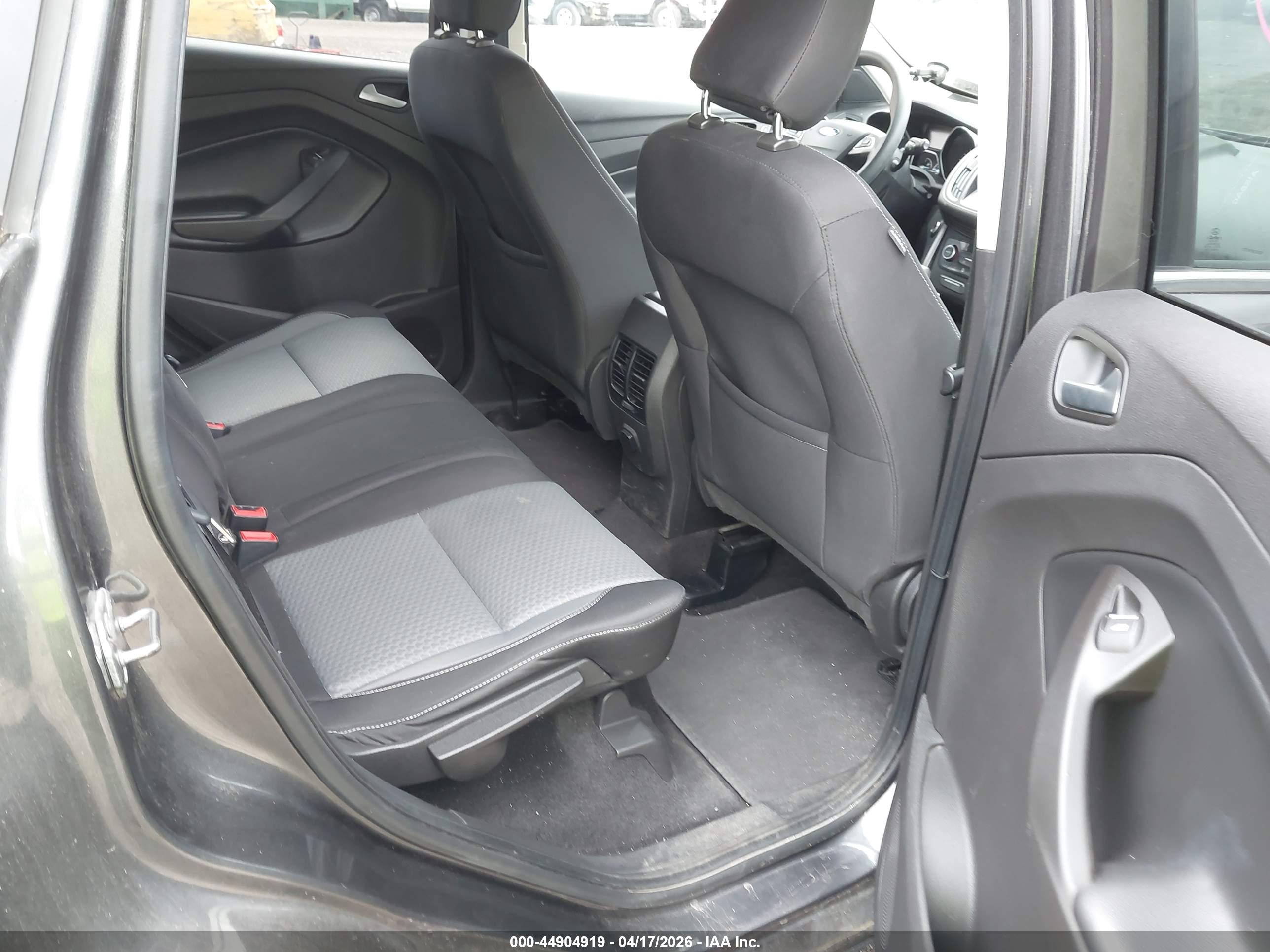 FORD ESCAPE image 8