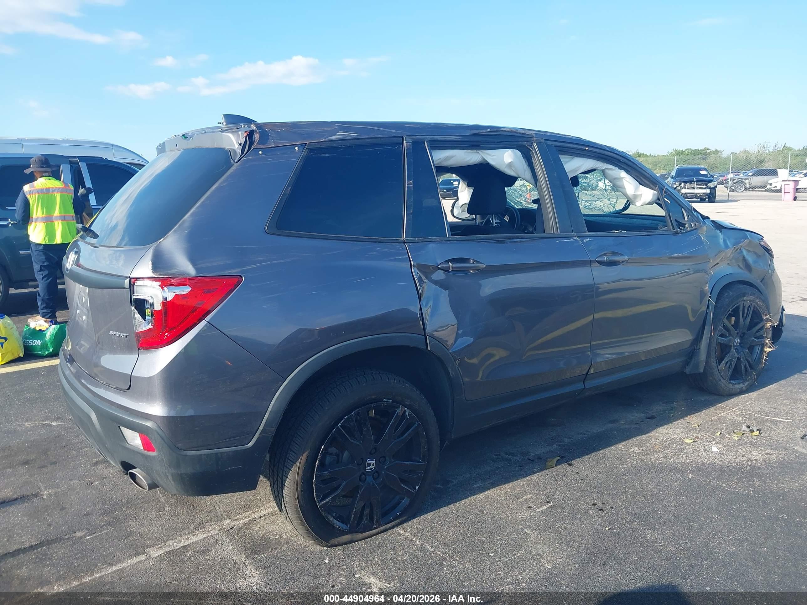 HONDA PASSPORT image 4