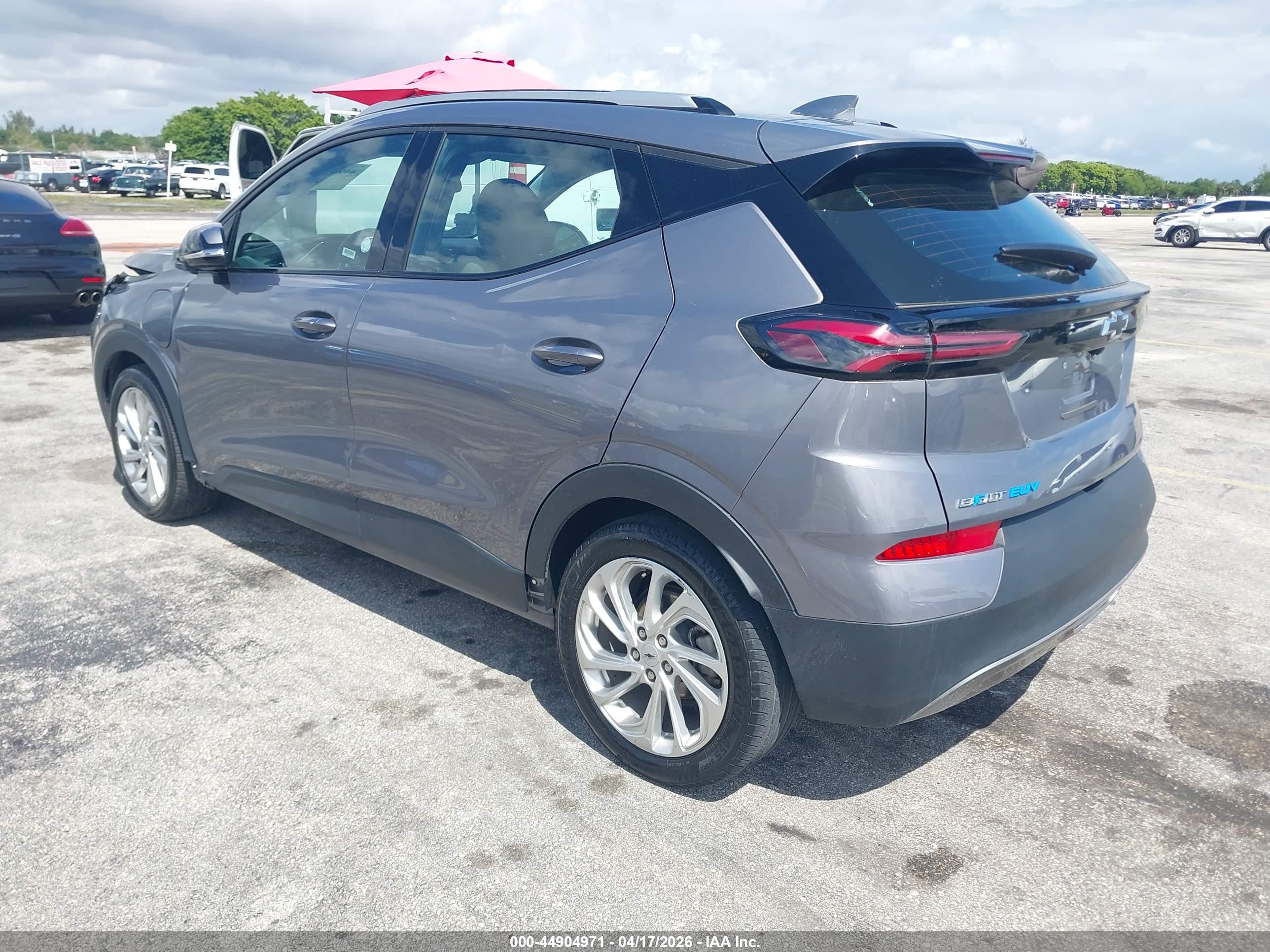 CHEVROLET BOLT image 3