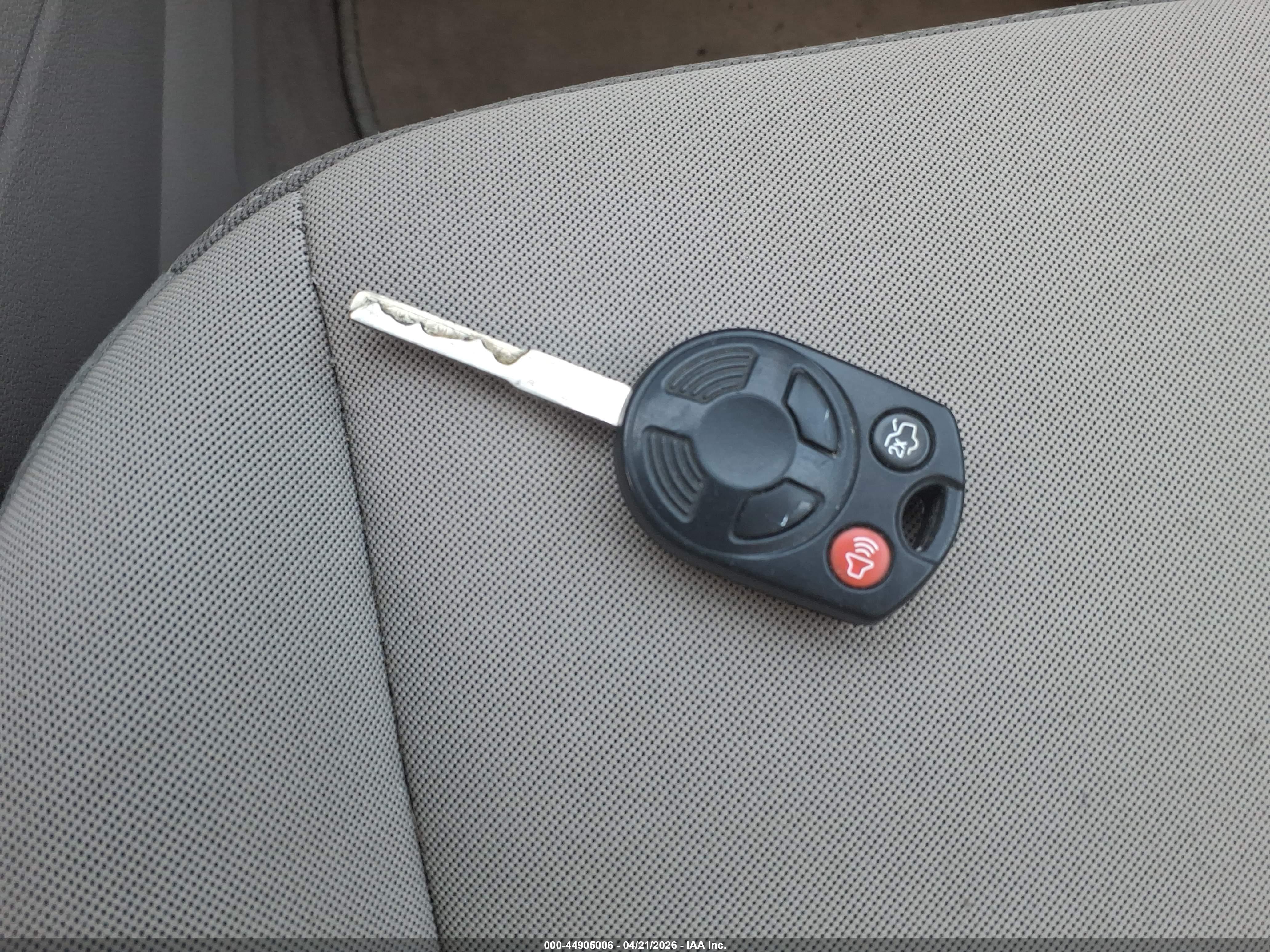 FORD ESCAPE image 11
