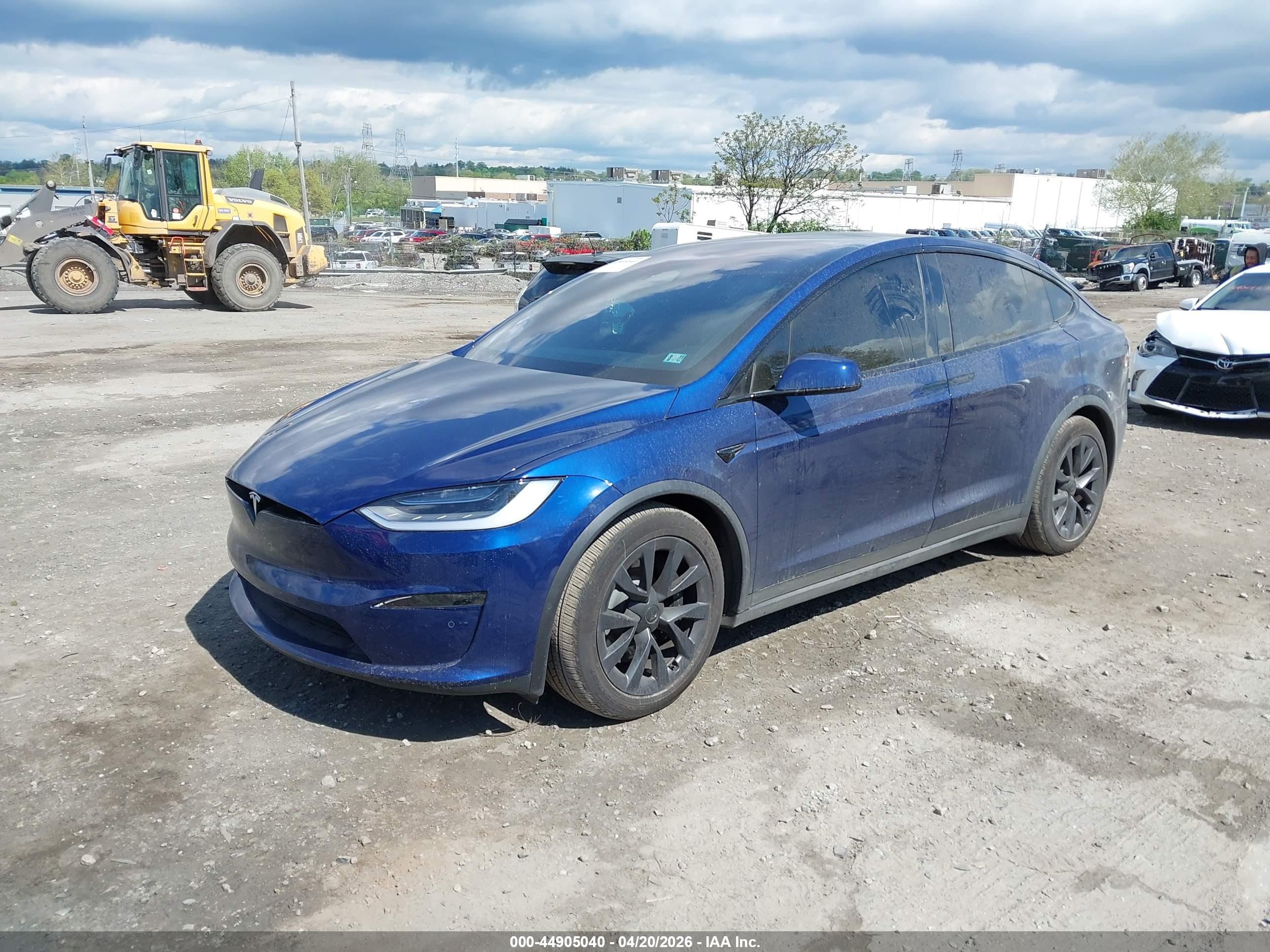 TESLA MODEL image 2