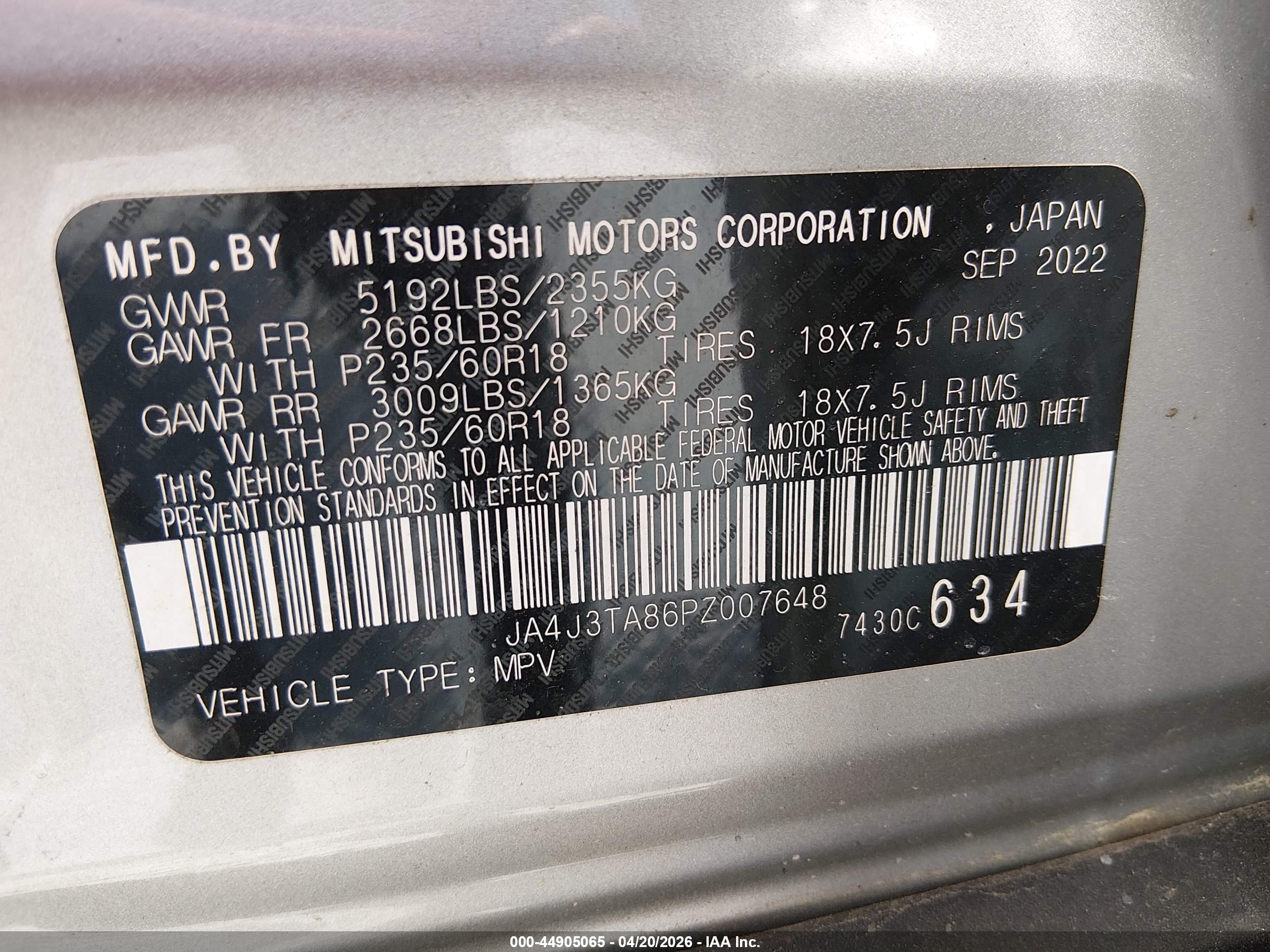 MITSUBISHI OUTLANDER image 9