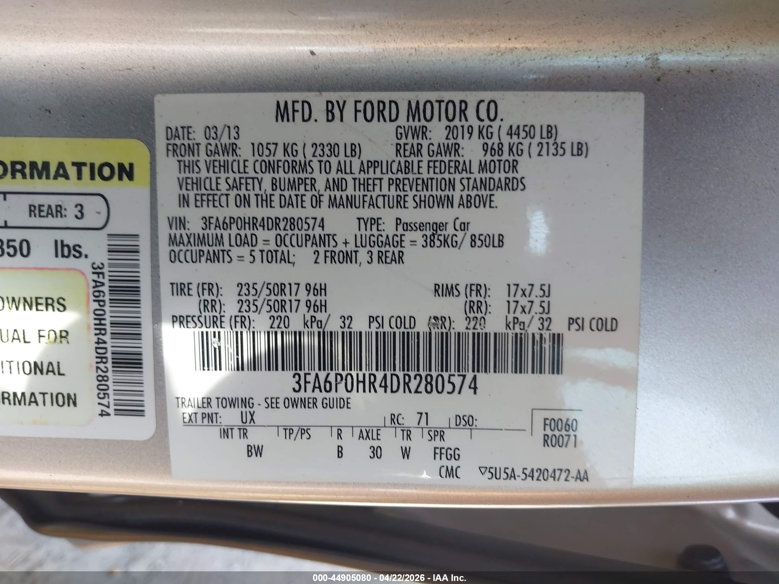 FORD FUSION image 9