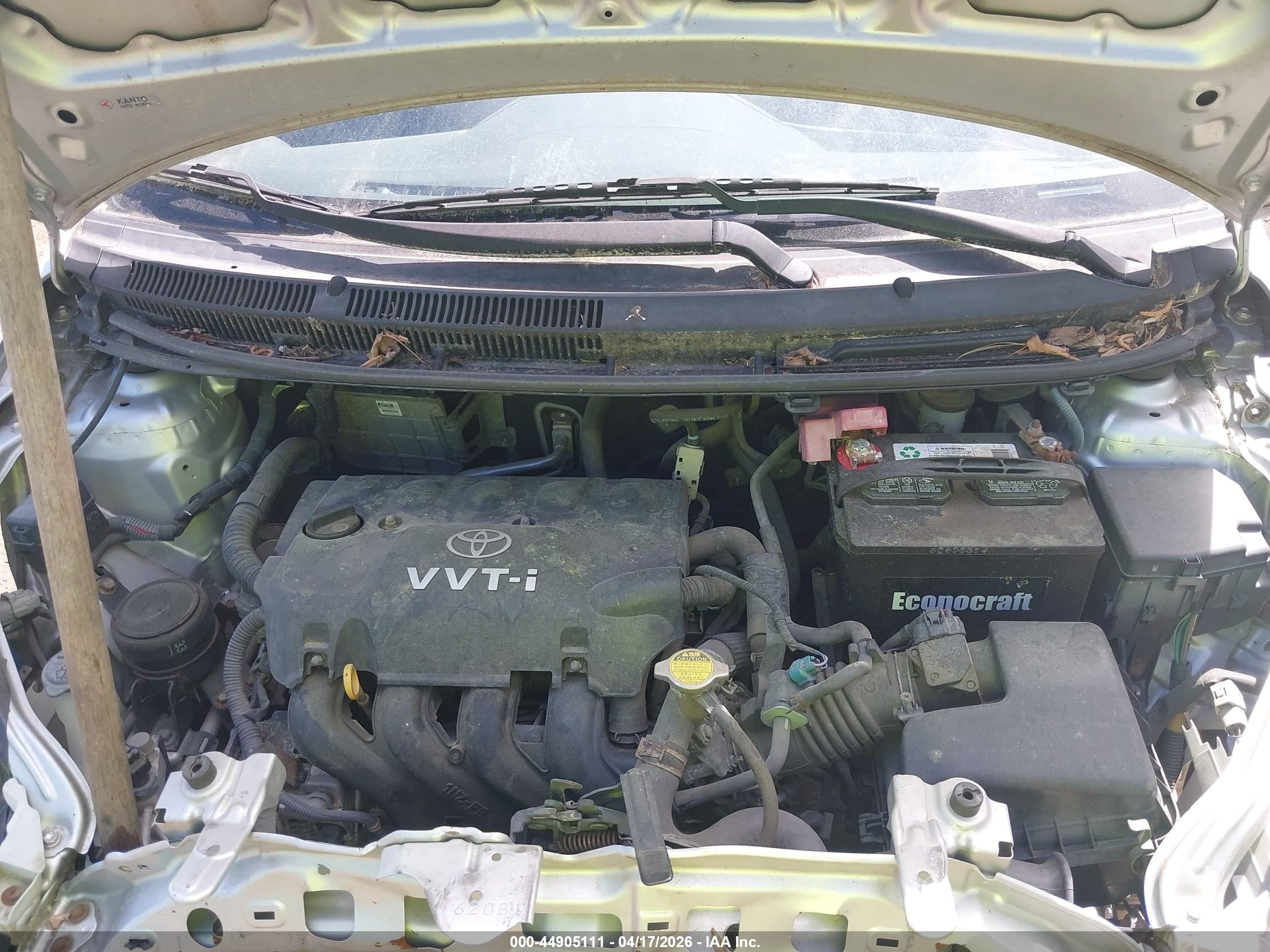 TOYOTA YARIS image 10