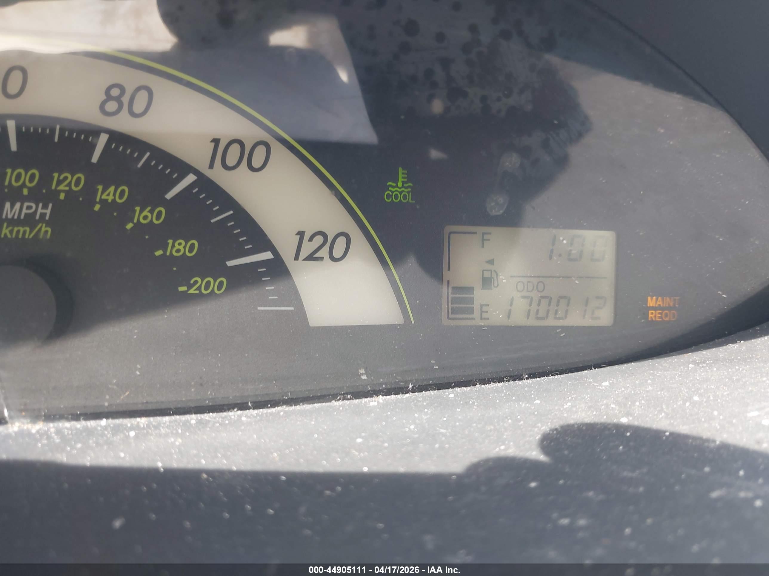 TOYOTA YARIS image 7