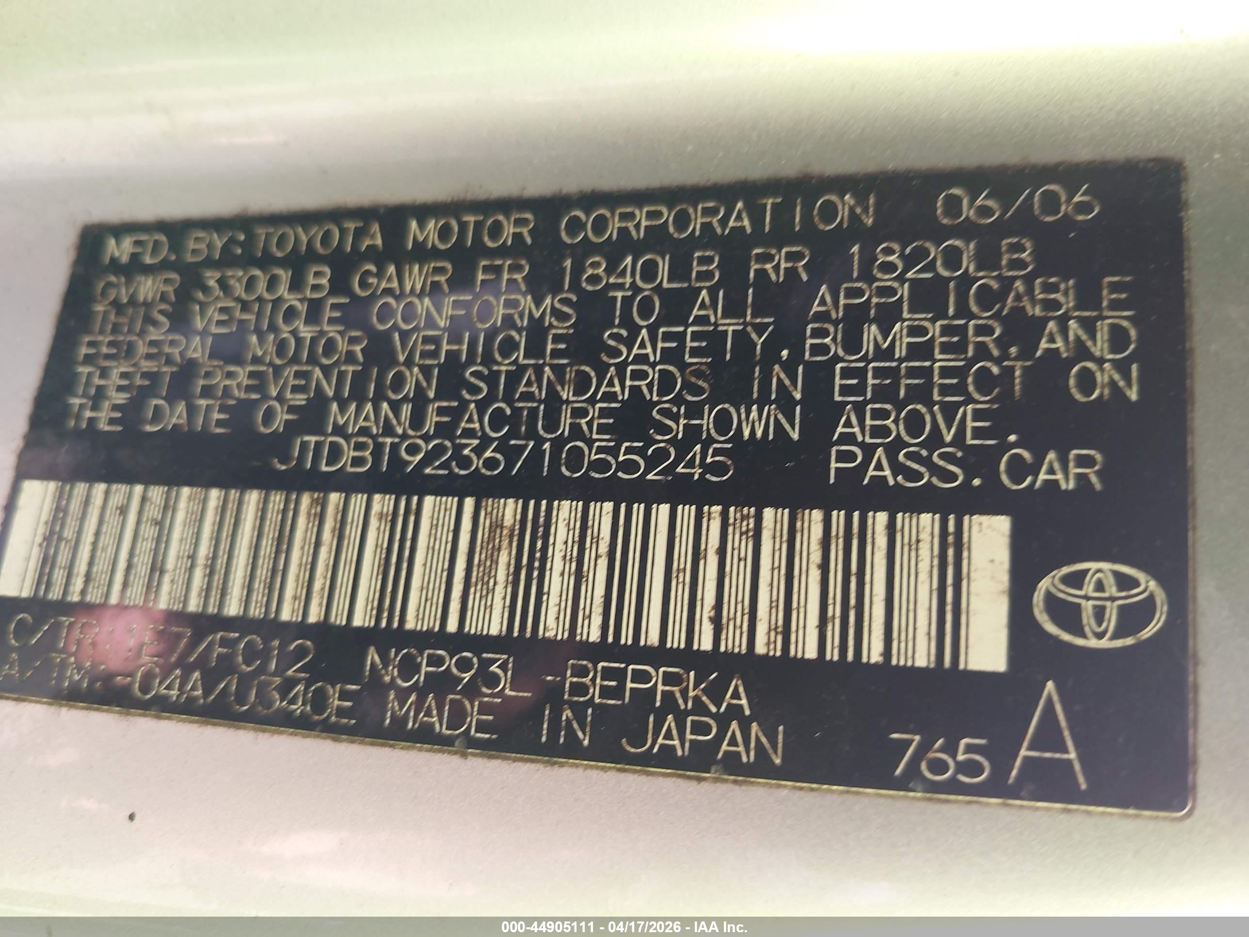 TOYOTA YARIS image 9