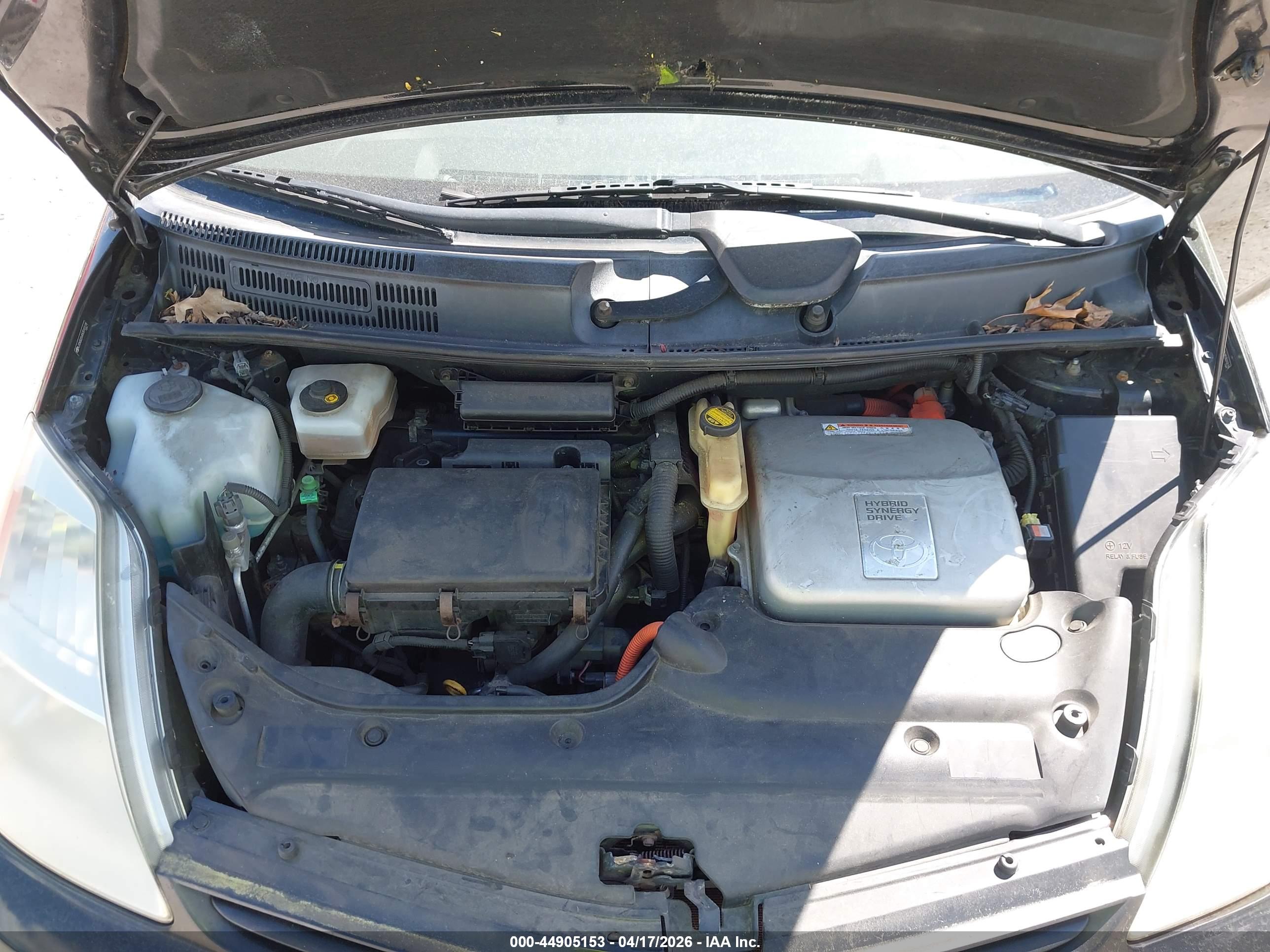 TOYOTA PRIUS image 10