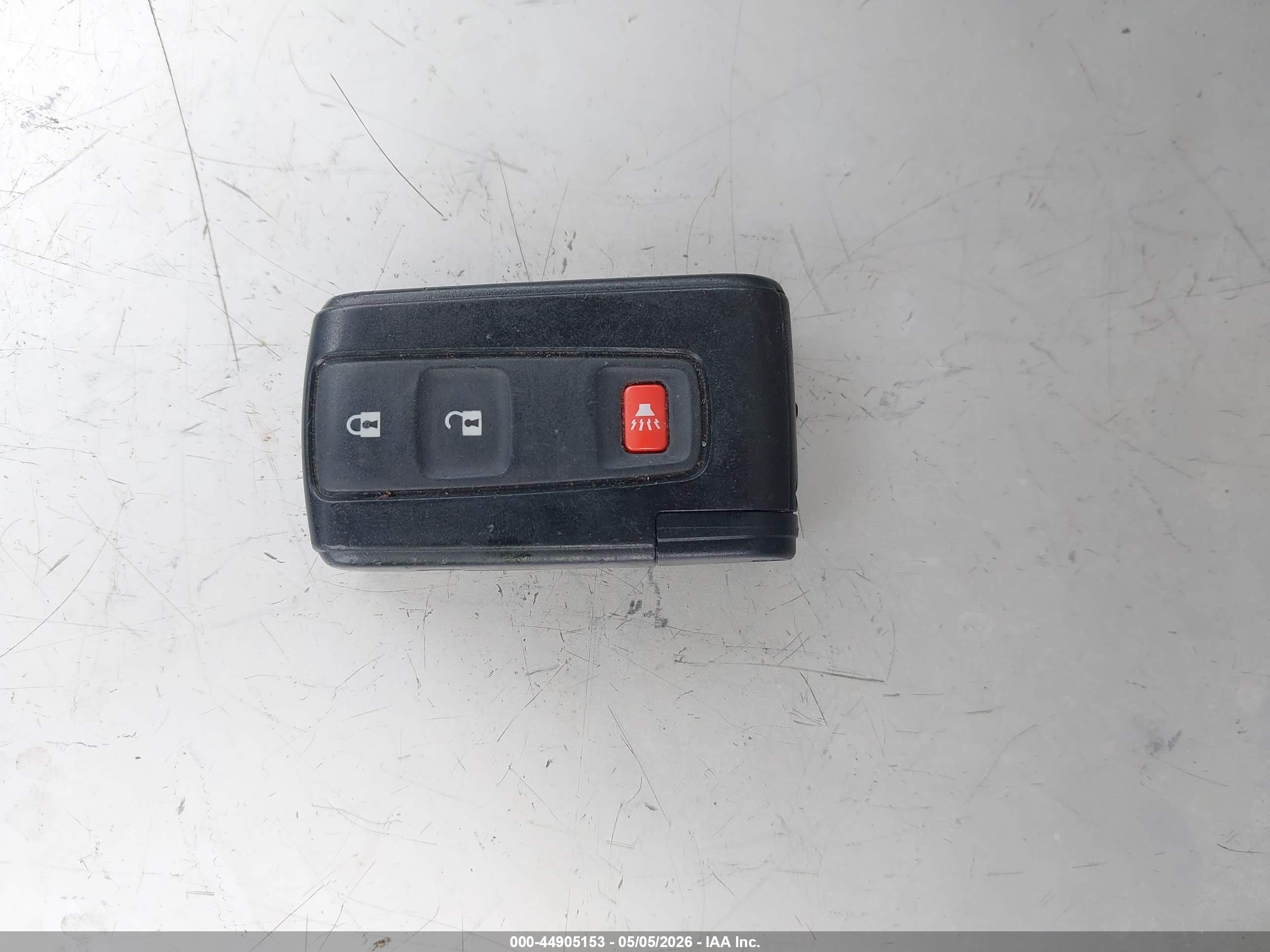 TOYOTA PRIUS image 11
