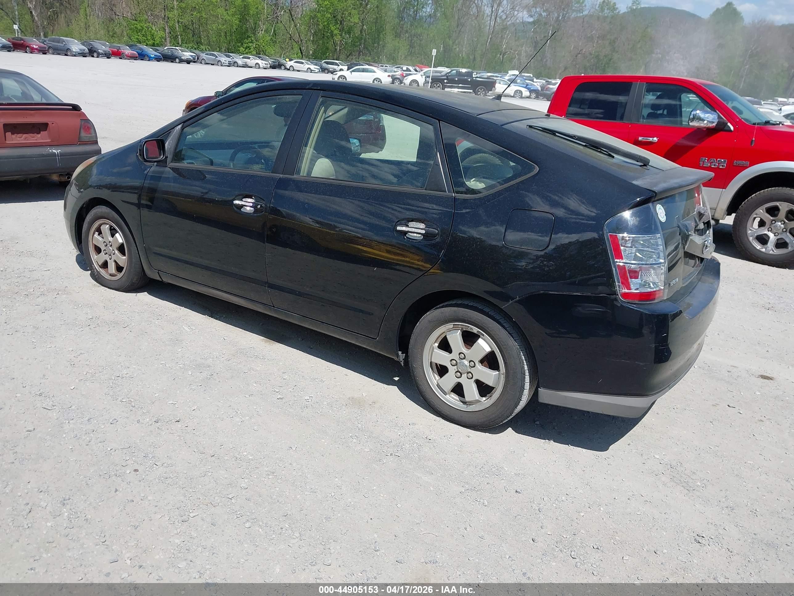 TOYOTA PRIUS image 3