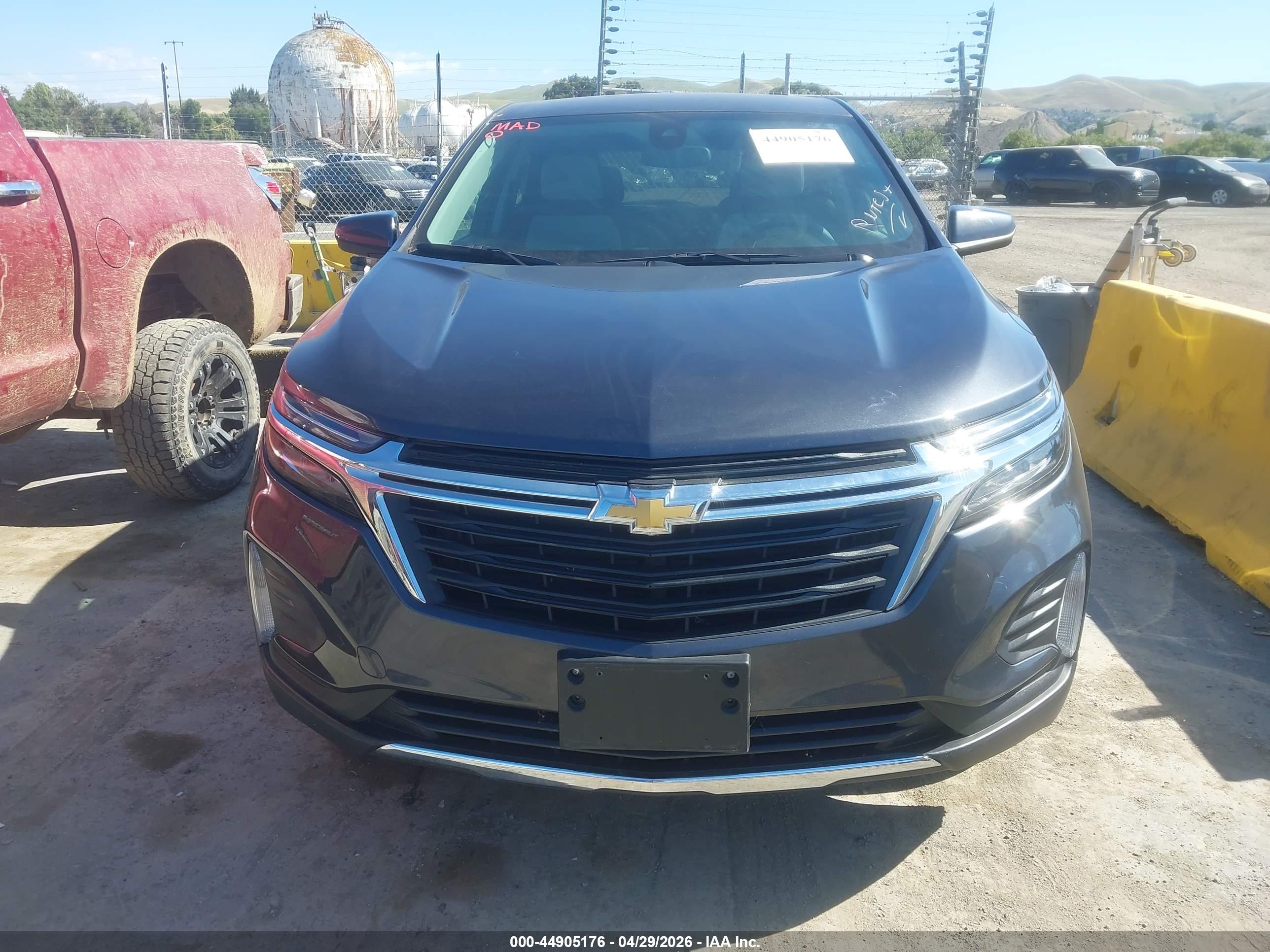 CHEVROLET EQUINOX image 6