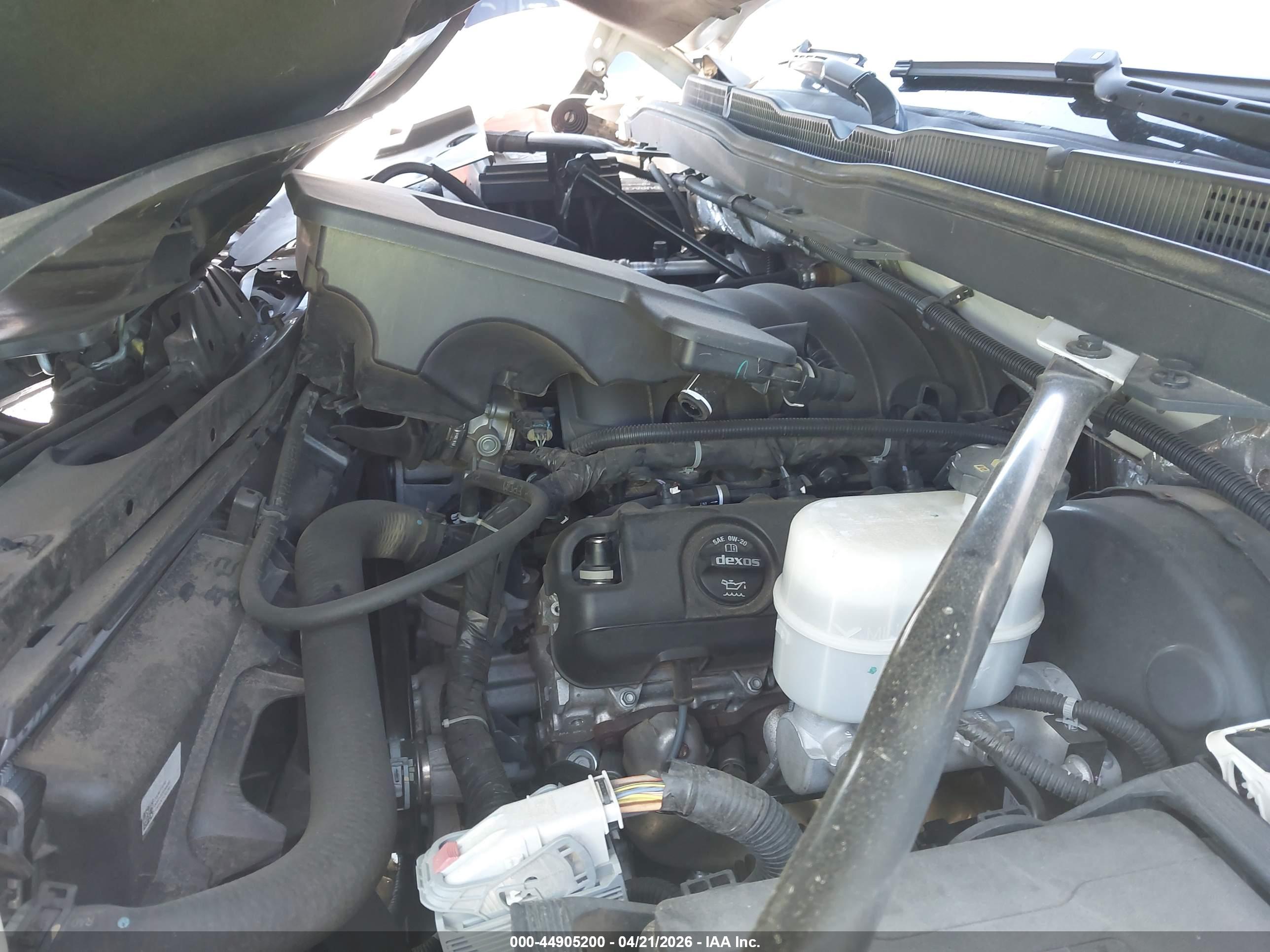 CHEVROLET SILVERADO image 10
