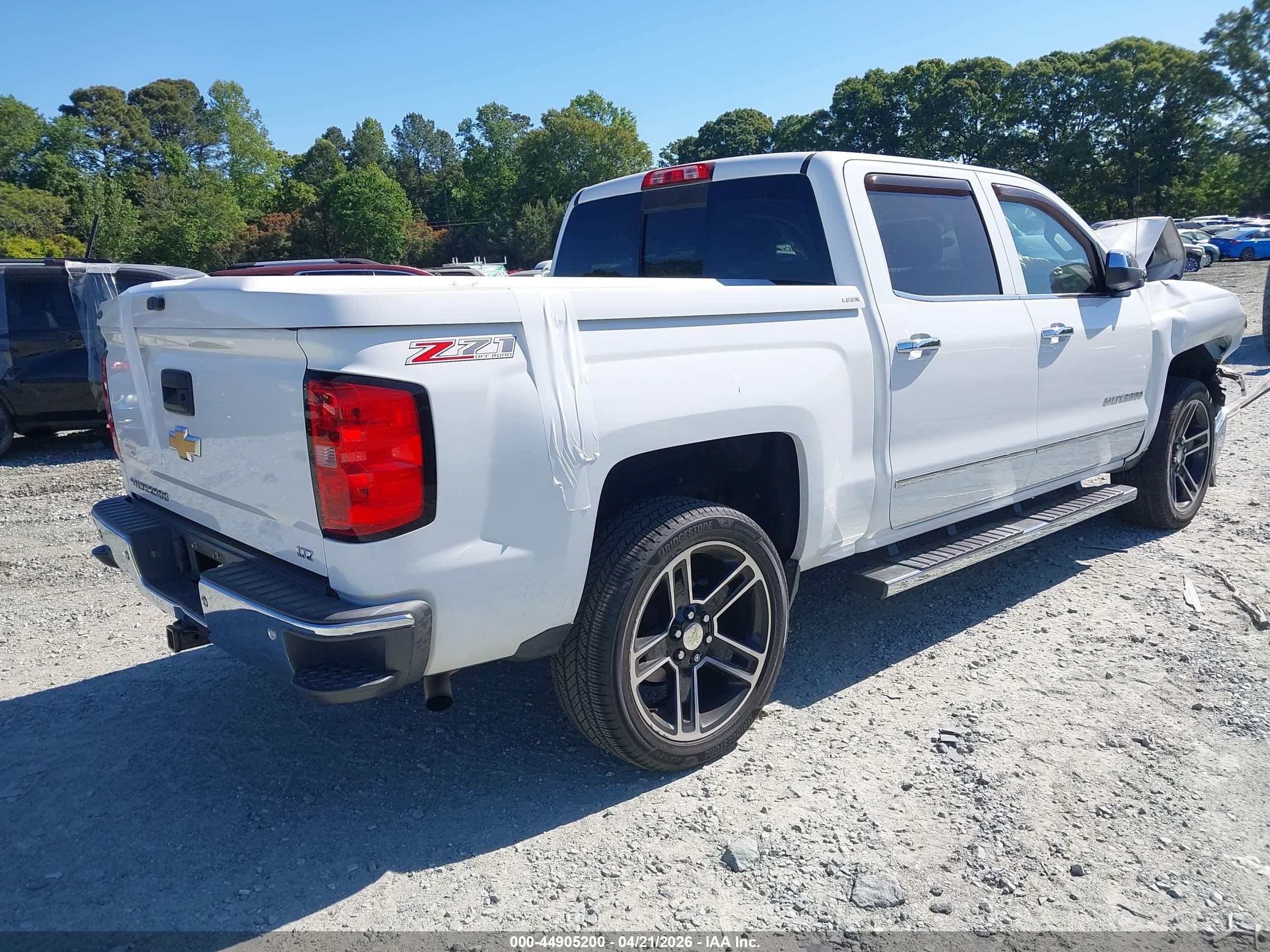 CHEVROLET SILVERADO image 4