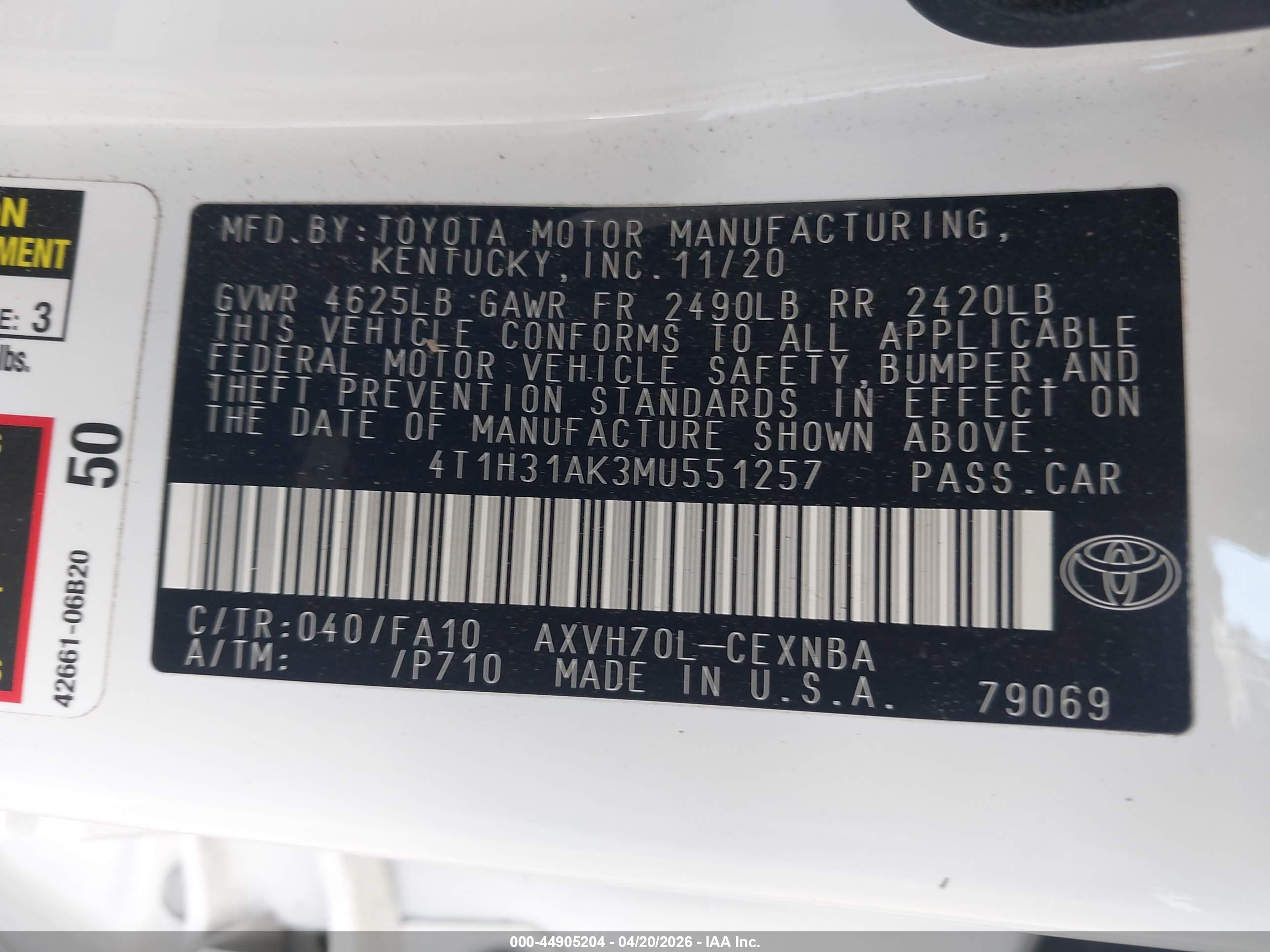 TOYOTA CAMRY image 9