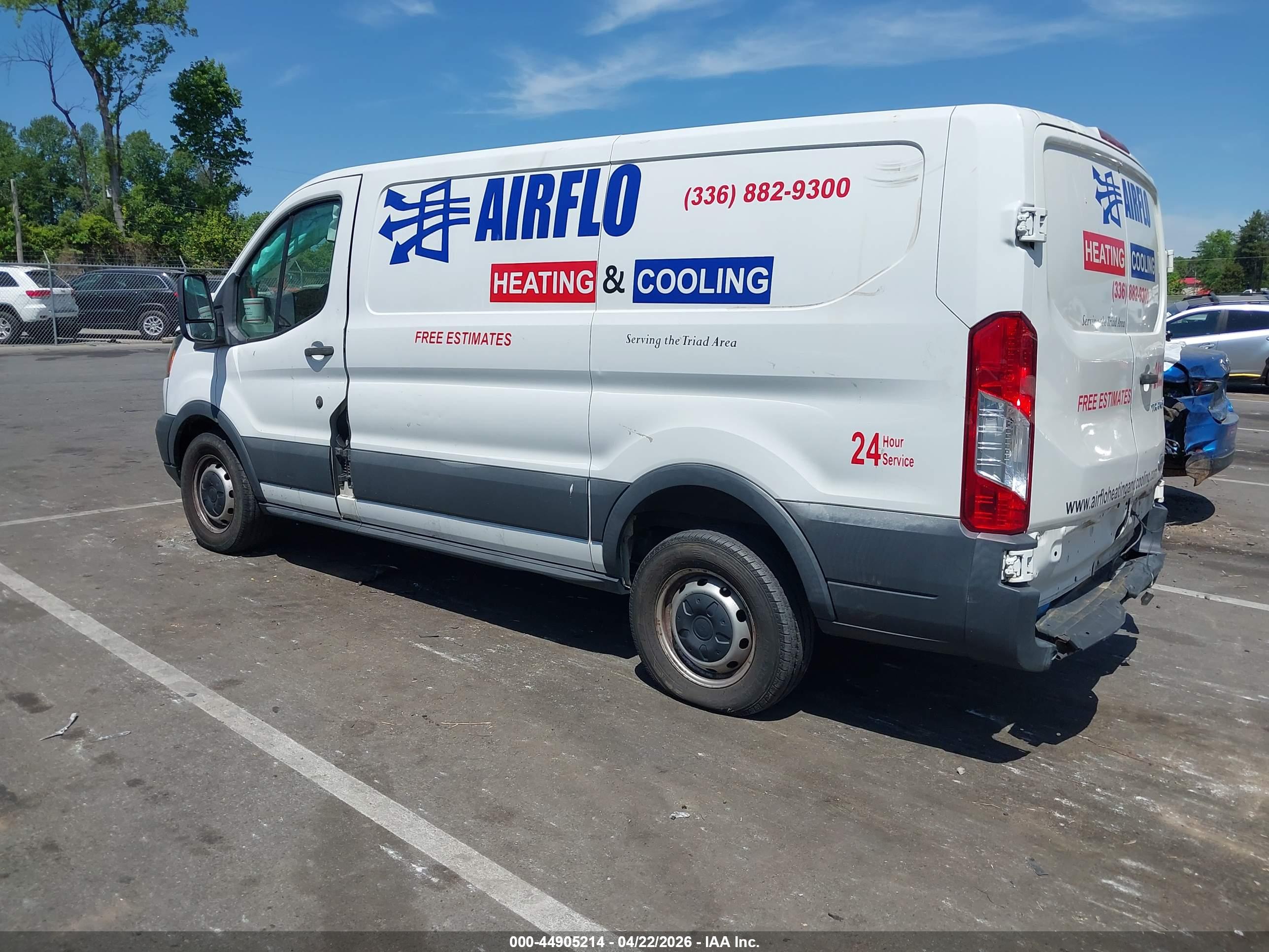 FORD TRANSIT-150 image 3