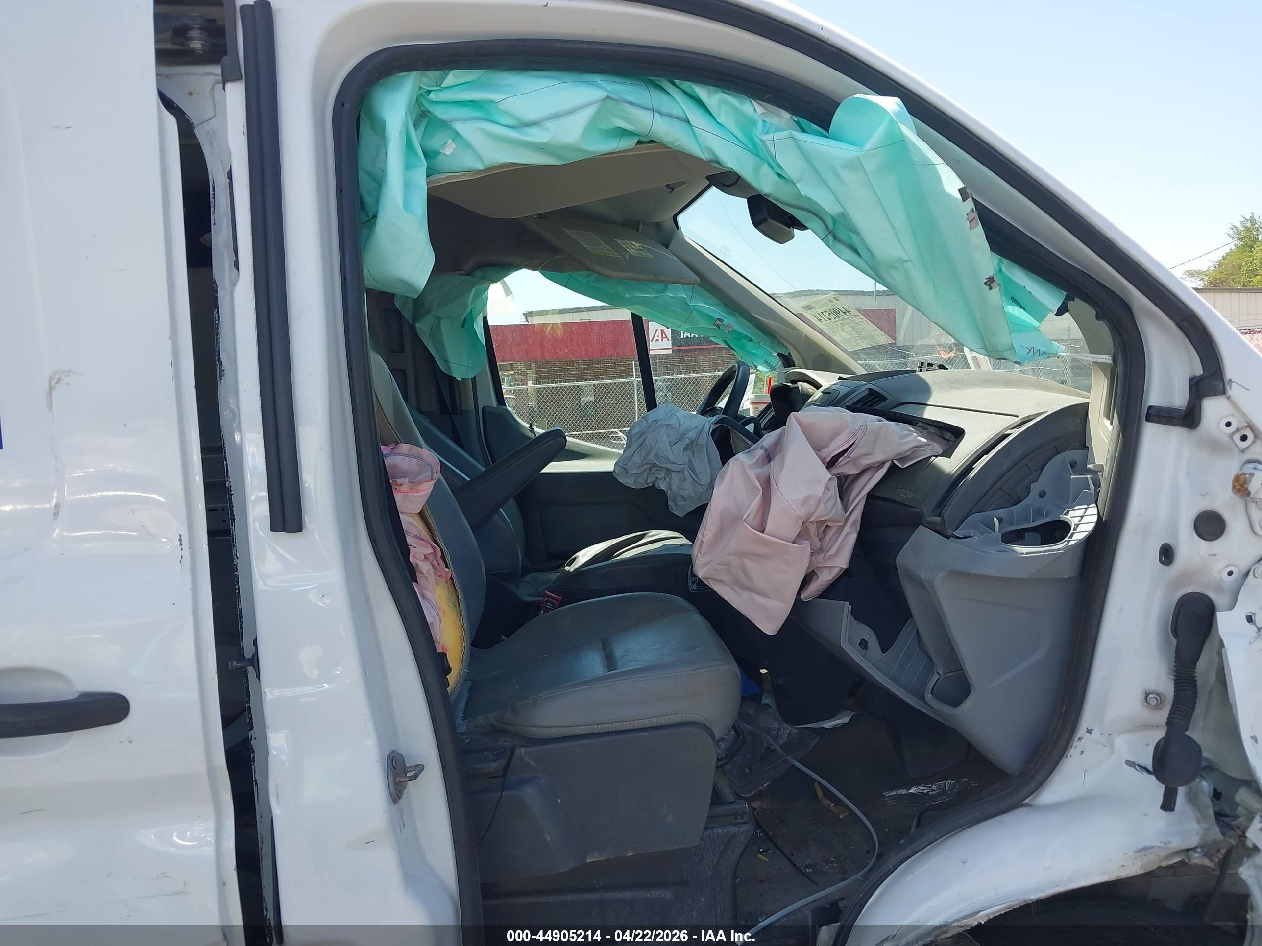 FORD TRANSIT-150 image 5