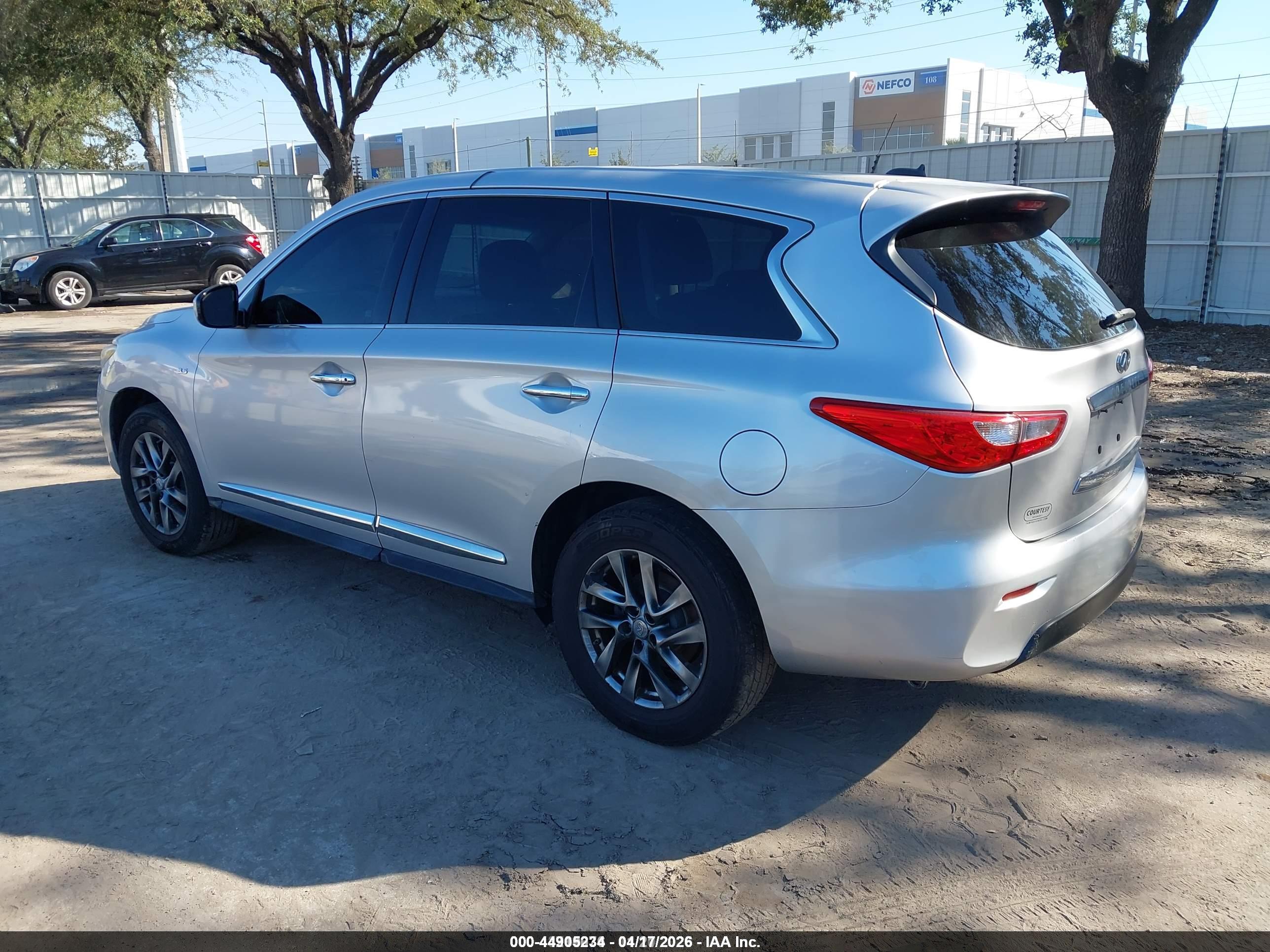 INFINITI QX60 image 3