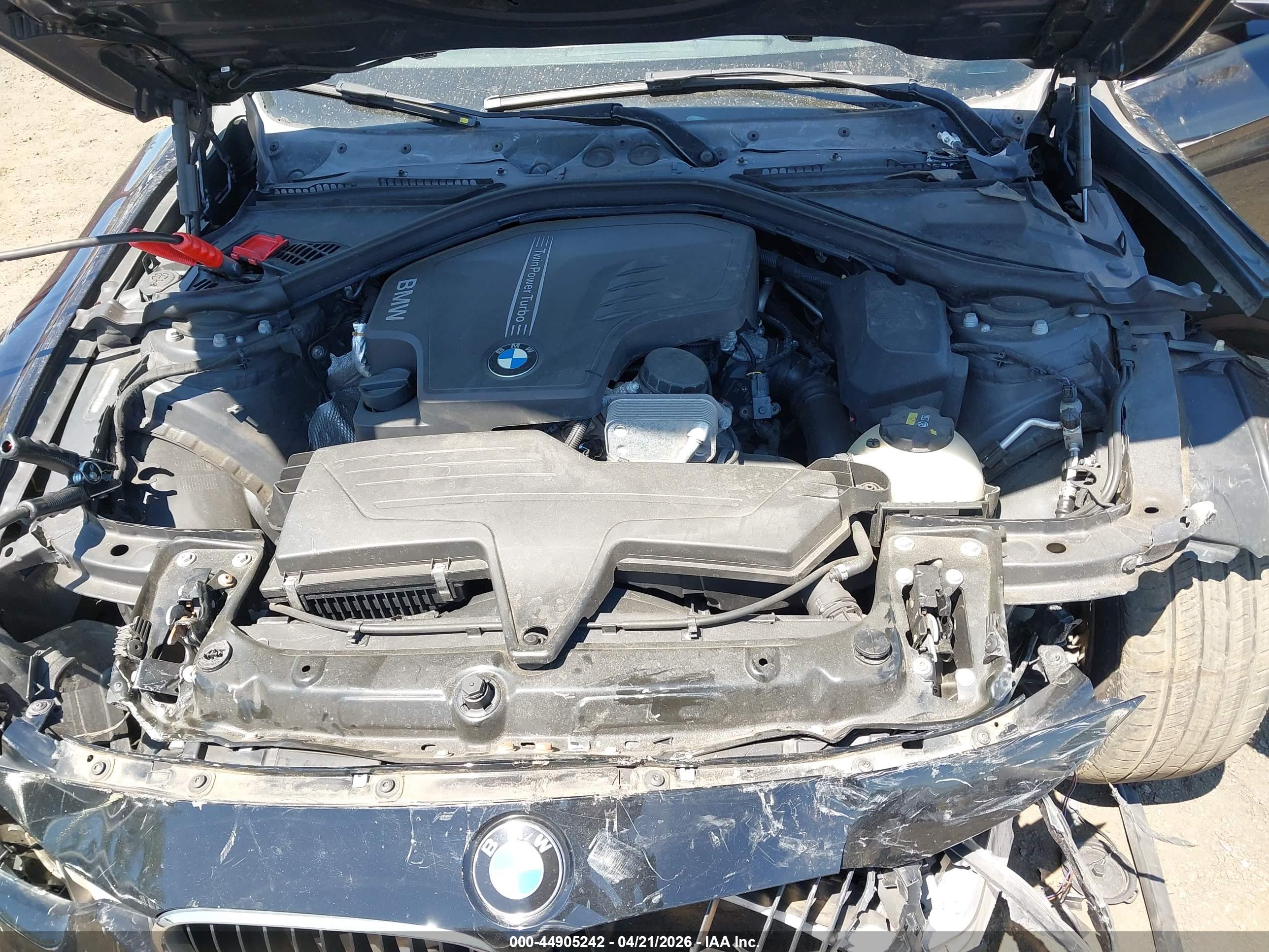 BMW 320I image 10