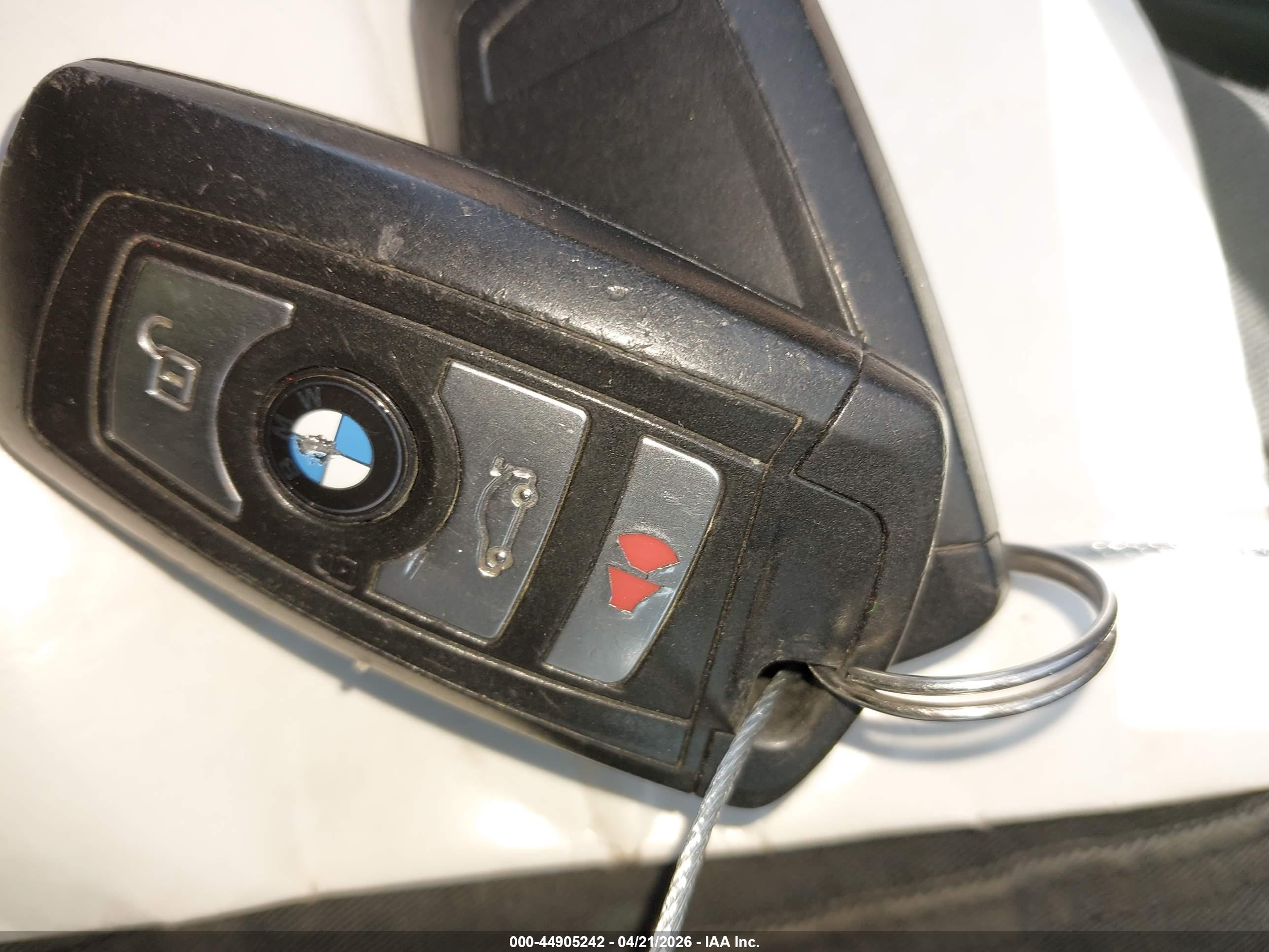BMW 320I image 11
