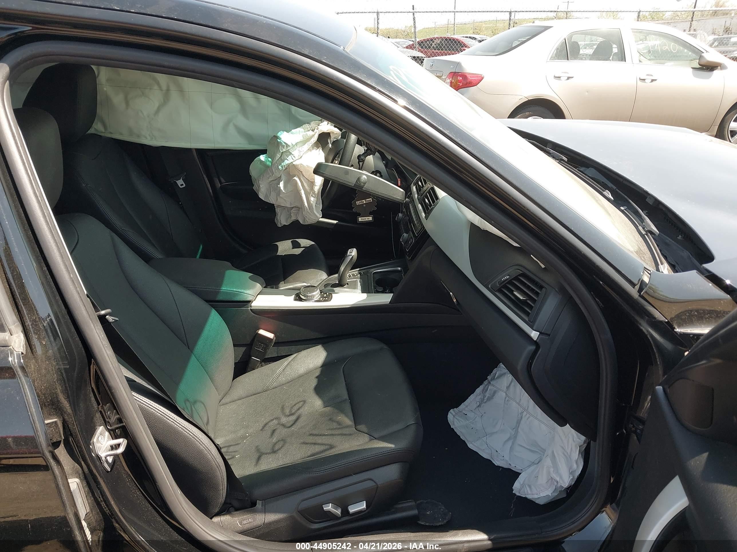 BMW 320I image 5