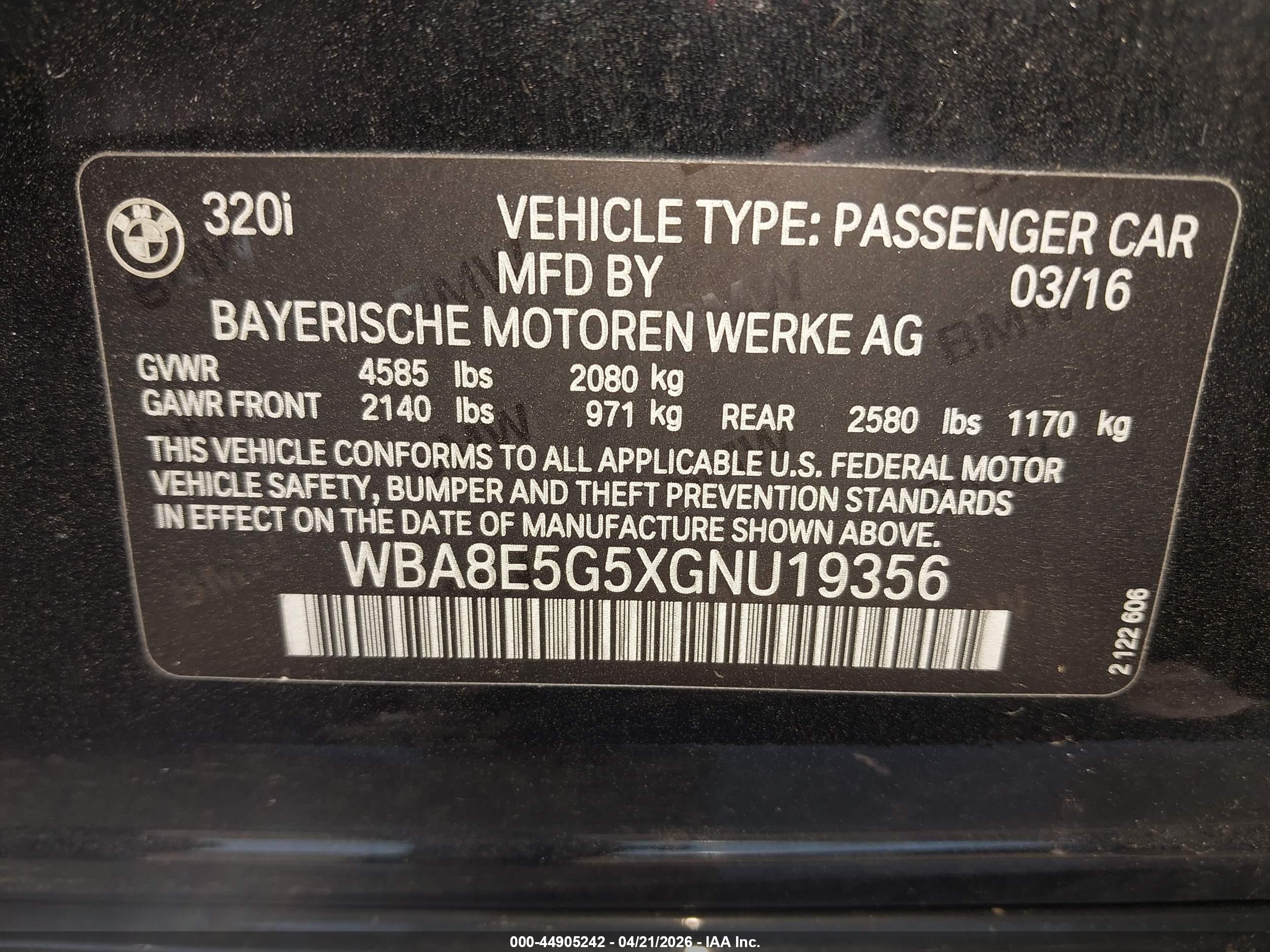 BMW 320I image 9