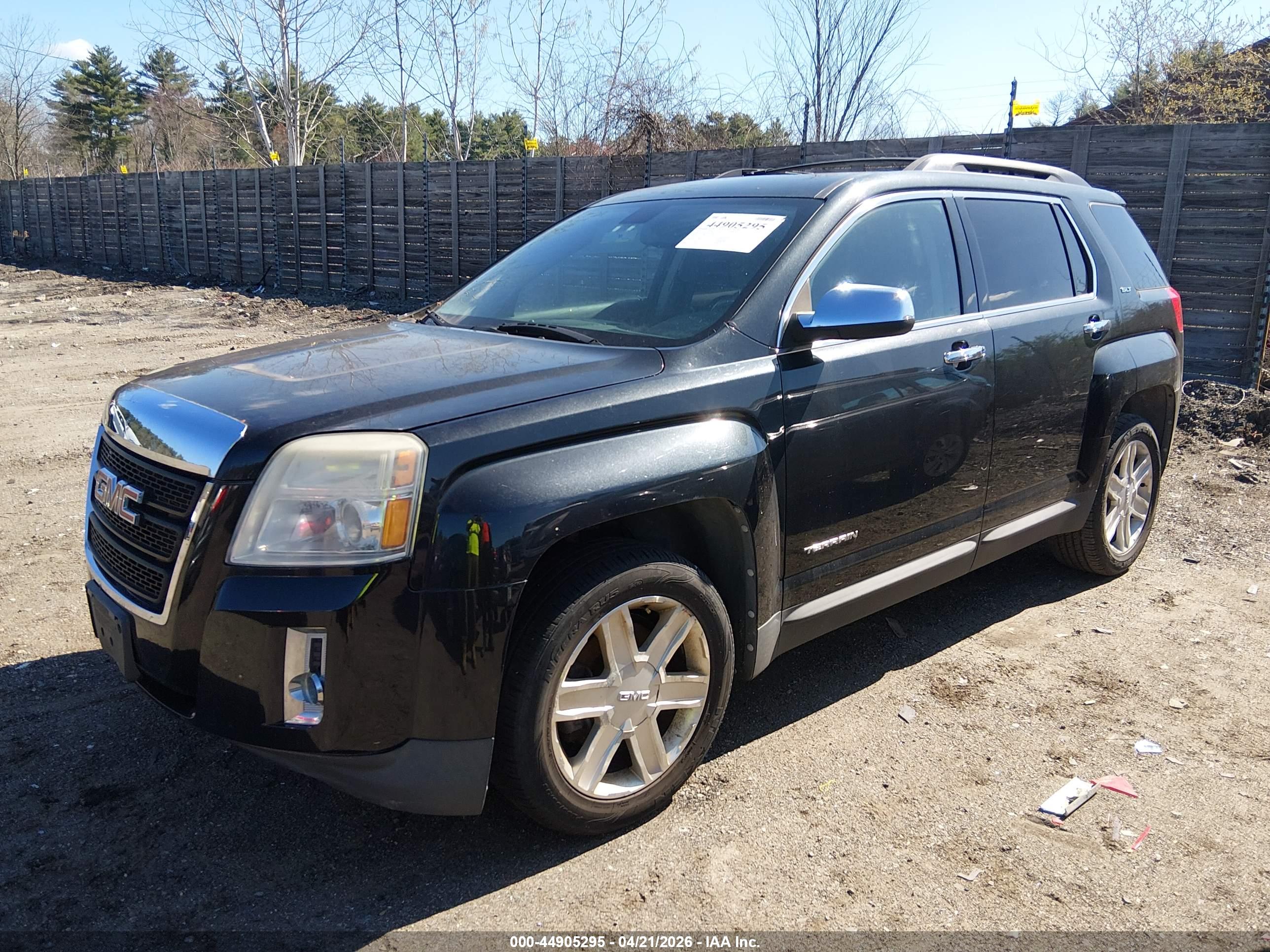 GMC TERRAIN image 2