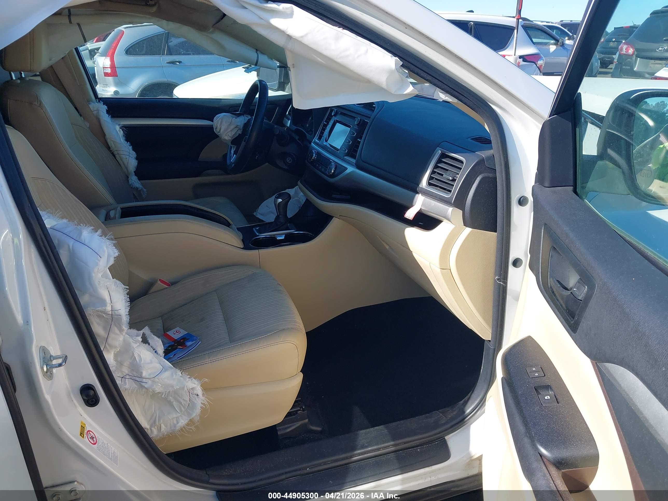 TOYOTA HIGHLANDER image 5