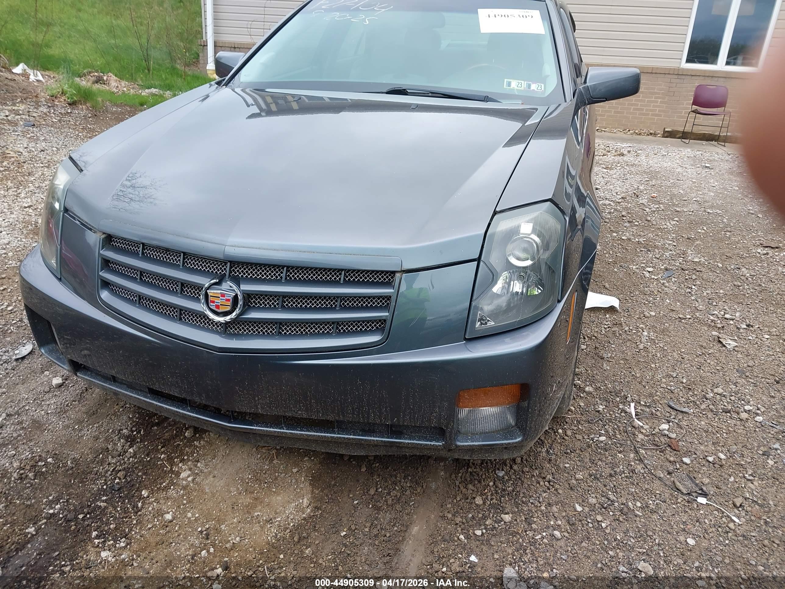 CADILLAC CTS image 6