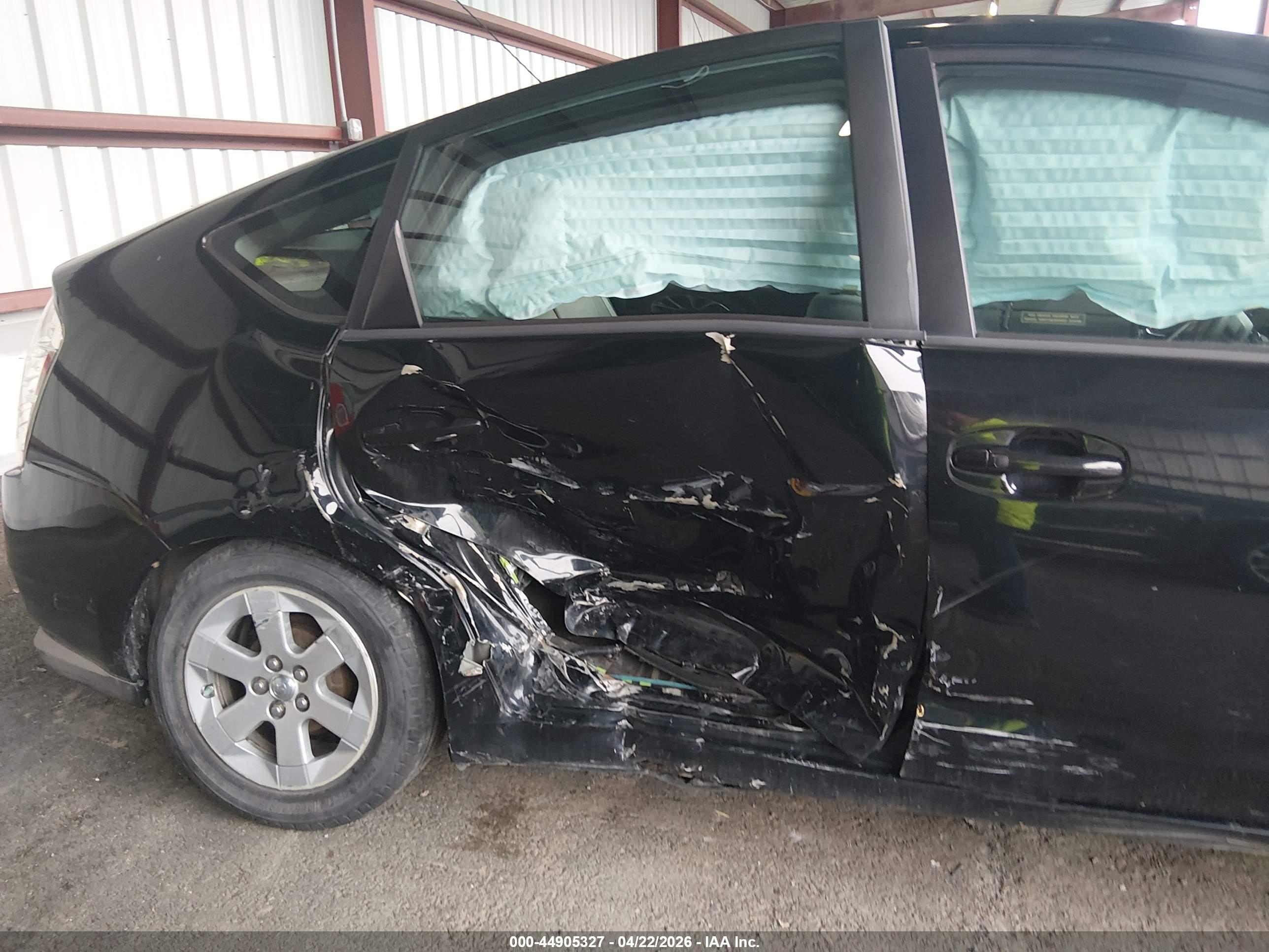 TOYOTA PRIUS image 6