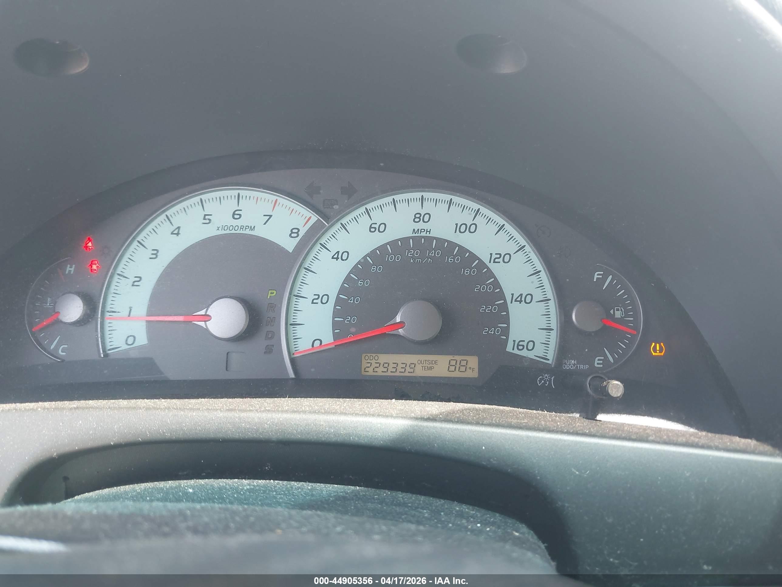 TOYOTA CAMRY image 7
