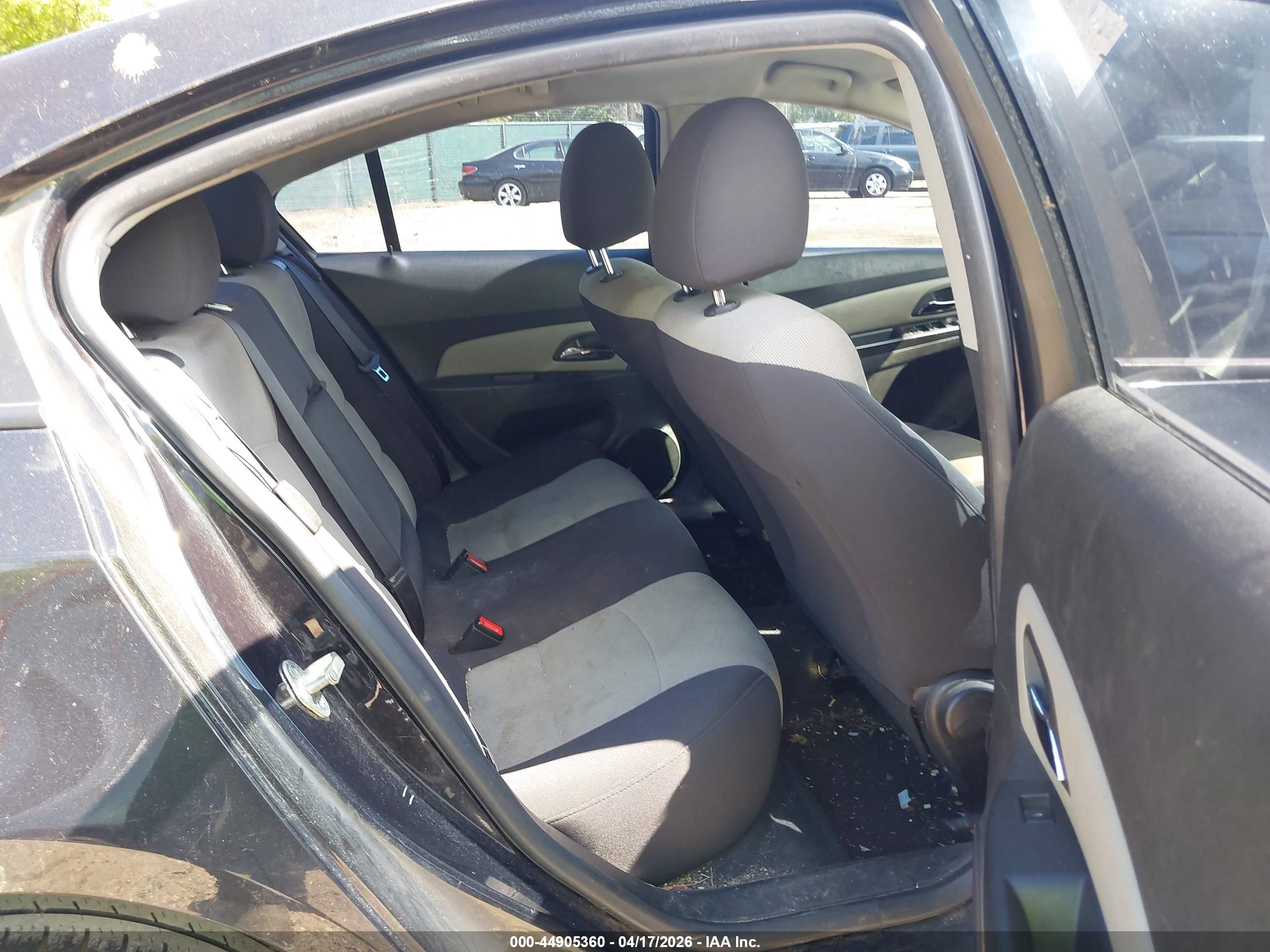 CHEVROLET CRUZE image 8