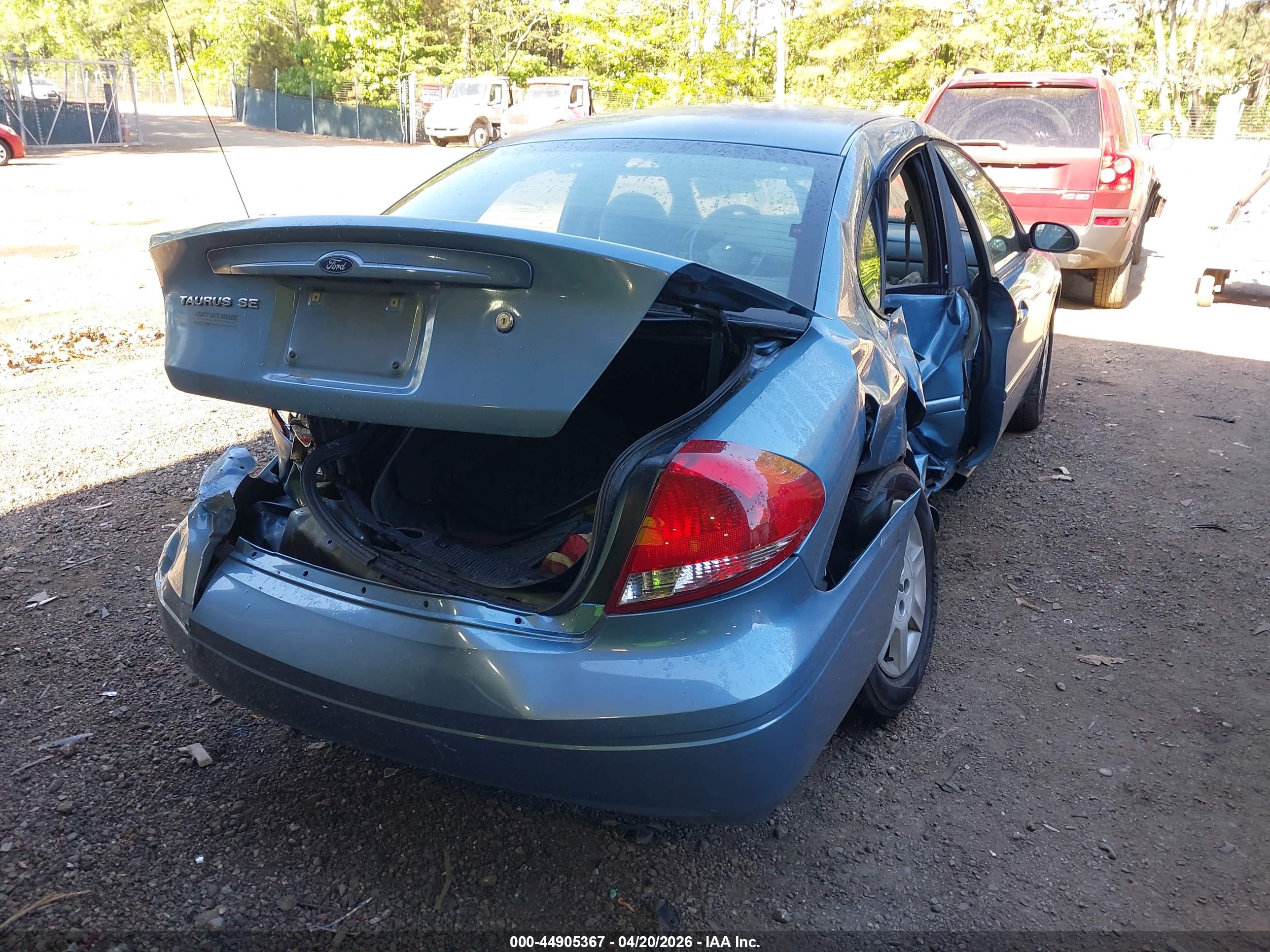 FORD TAURUS image 4