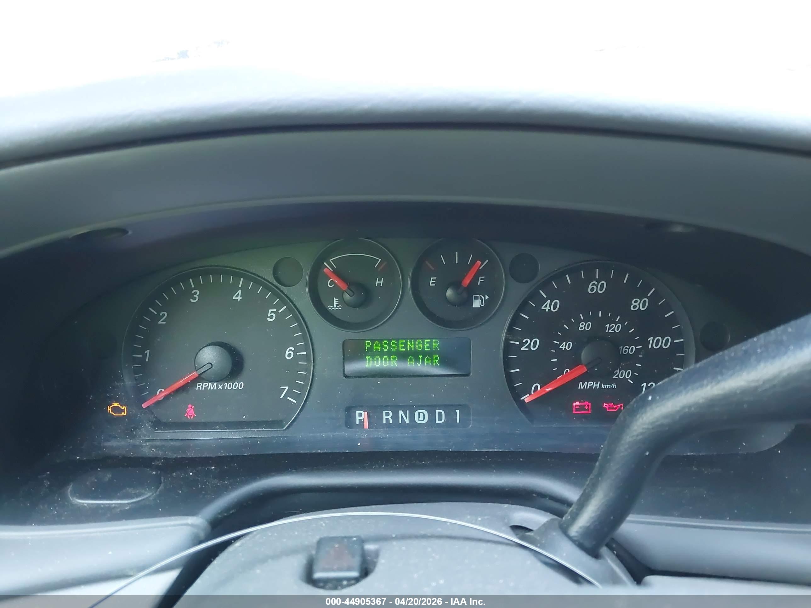 FORD TAURUS image 7